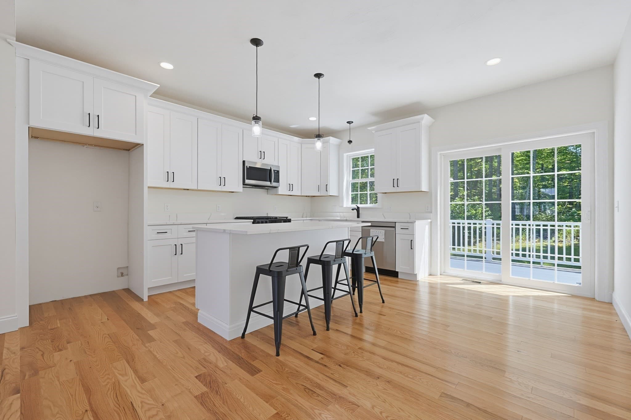 Condominium at 53 Fisherville Terrace # 0, Grafton MA 01560, Grafton, photo 12 of 37