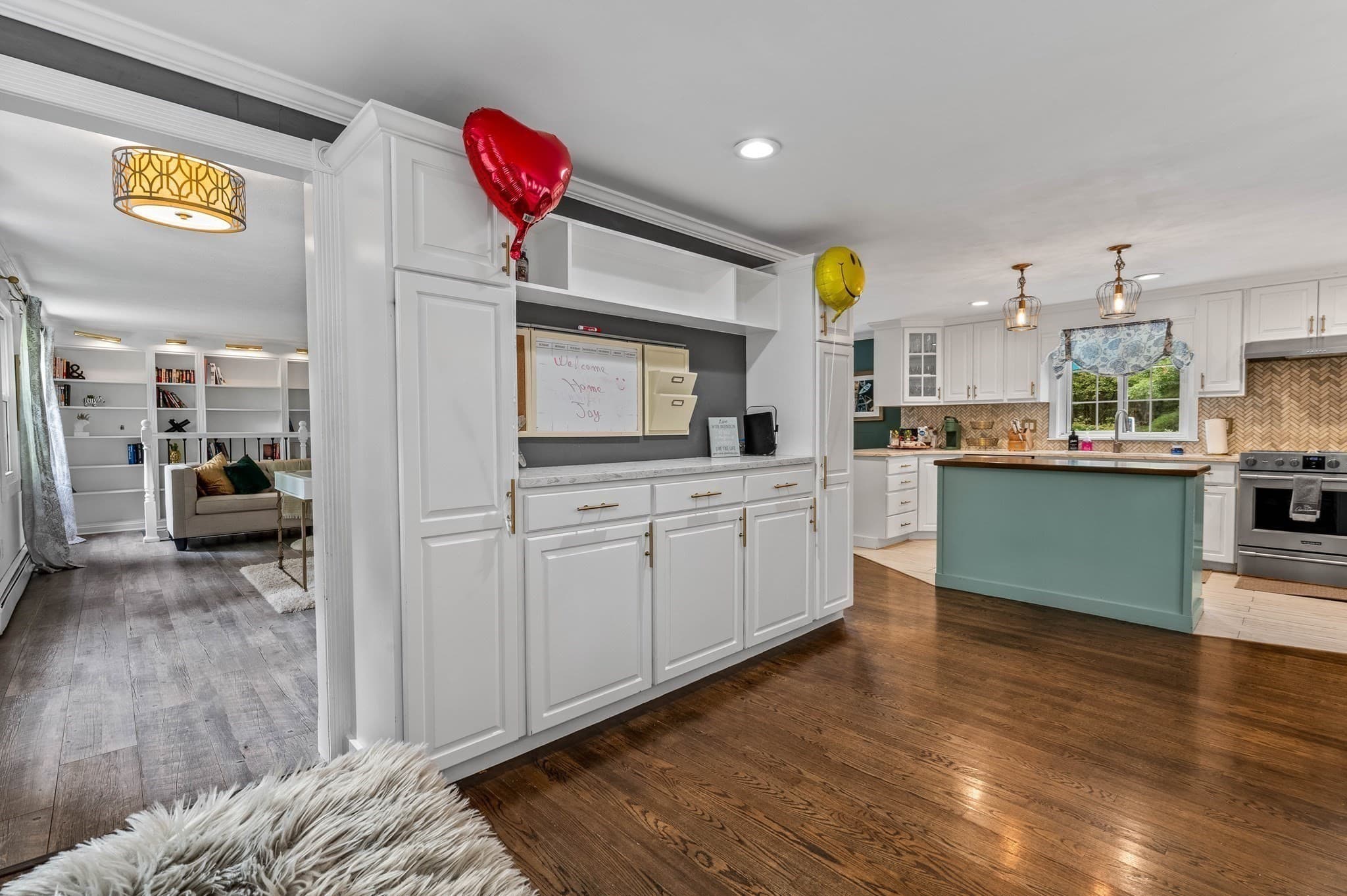 Single Family Residence at 196 Mechanic St, Foxboro MA 02035, Foxboro, photo 12 of 42