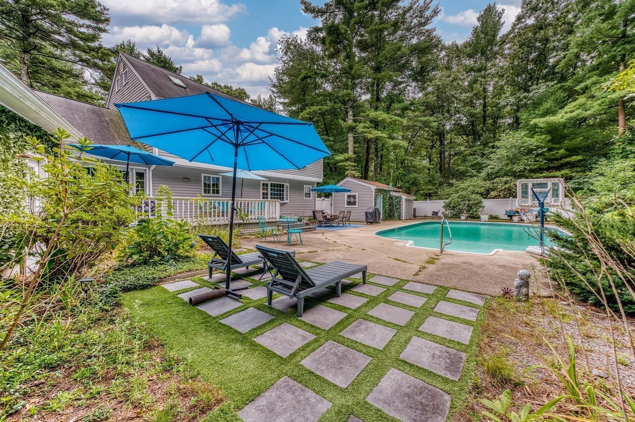 Single Family Residence at 196 Mechanic St, Foxboro MA 02035, Foxboro, photo 37 of 42