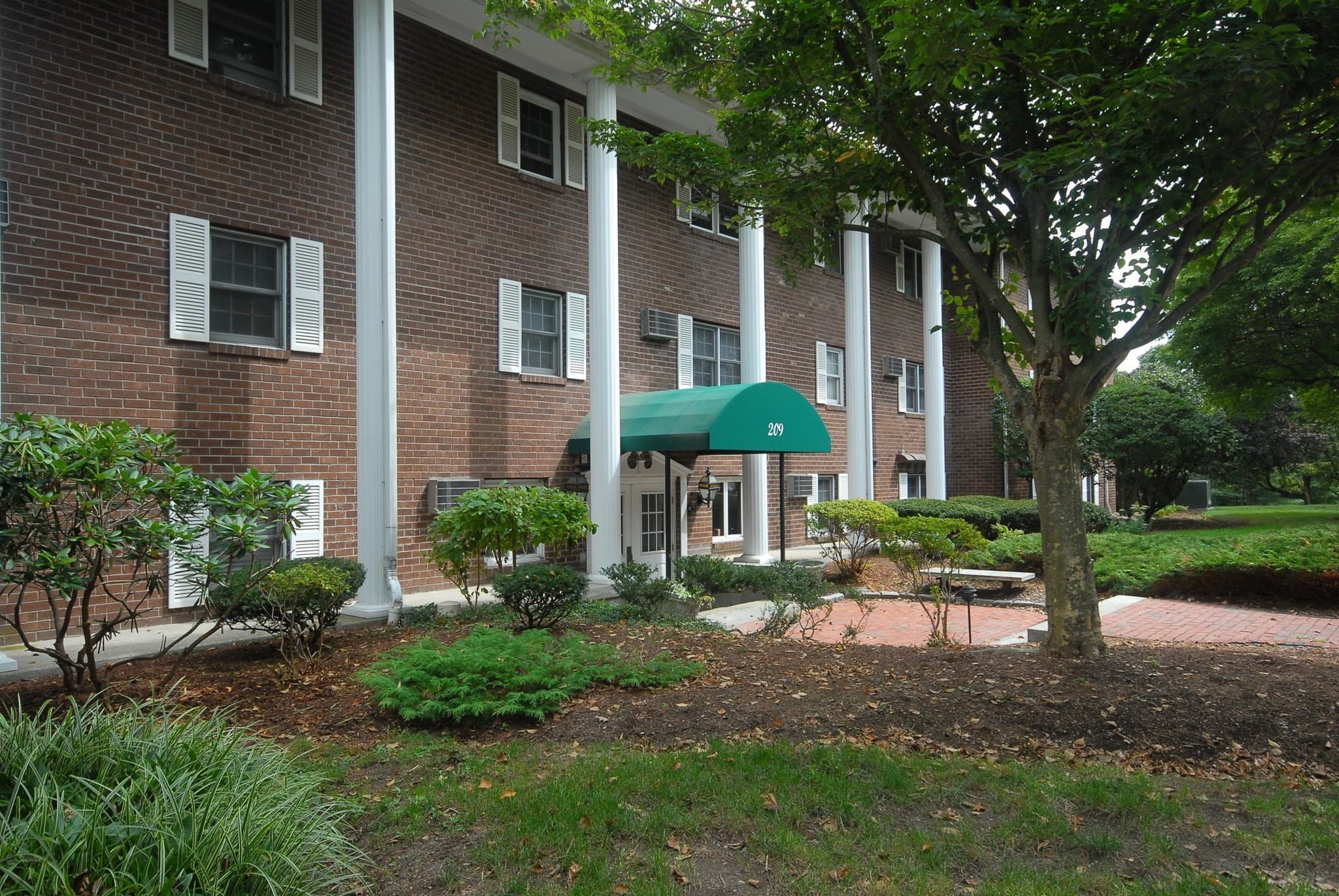 Condominium at 209 Great Rd # C1, Acton MA 01720, Acton, photo 16 of 17