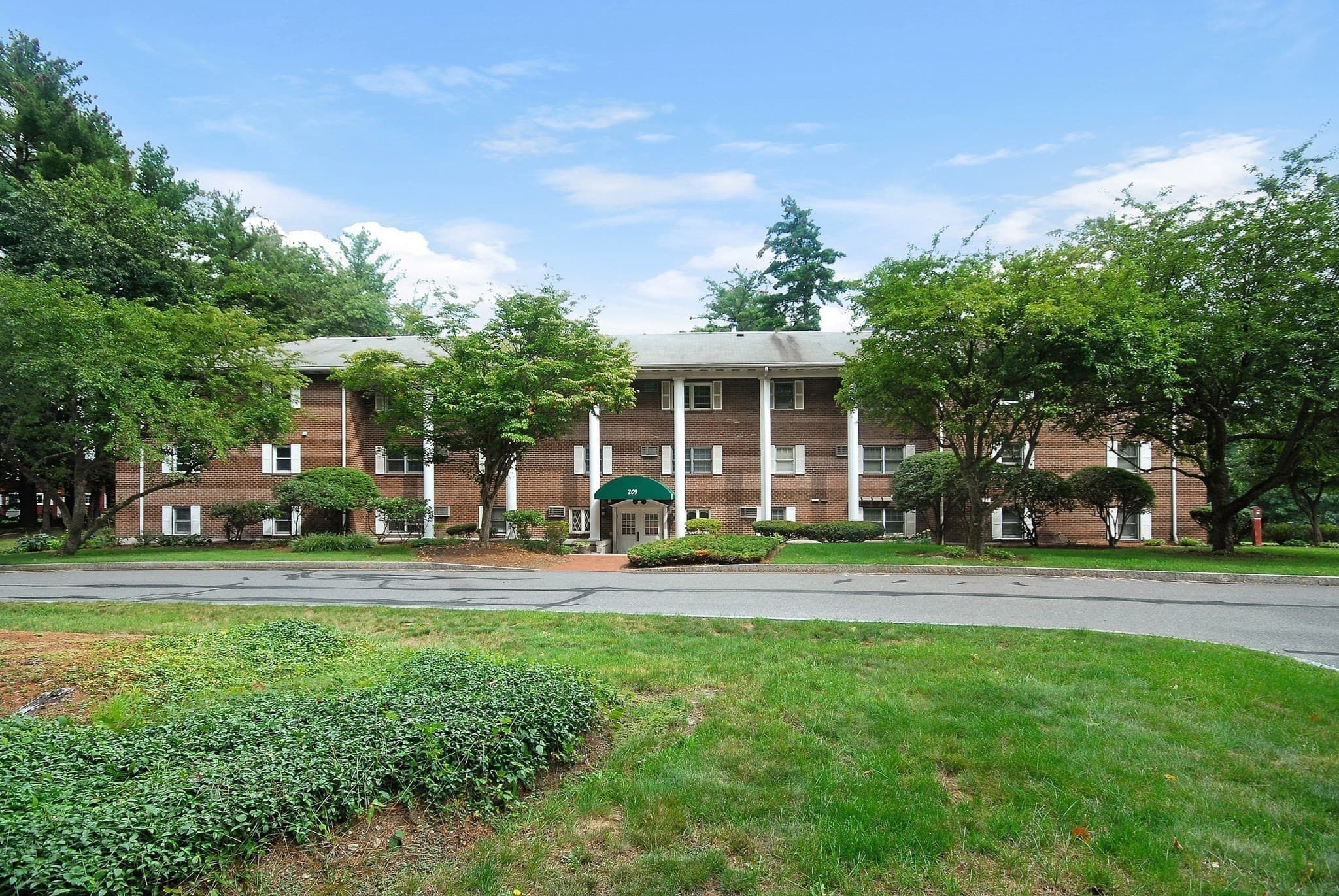 Condominium at 209 Great Rd # C1, Acton MA 01720, Acton, photo 14 of 17