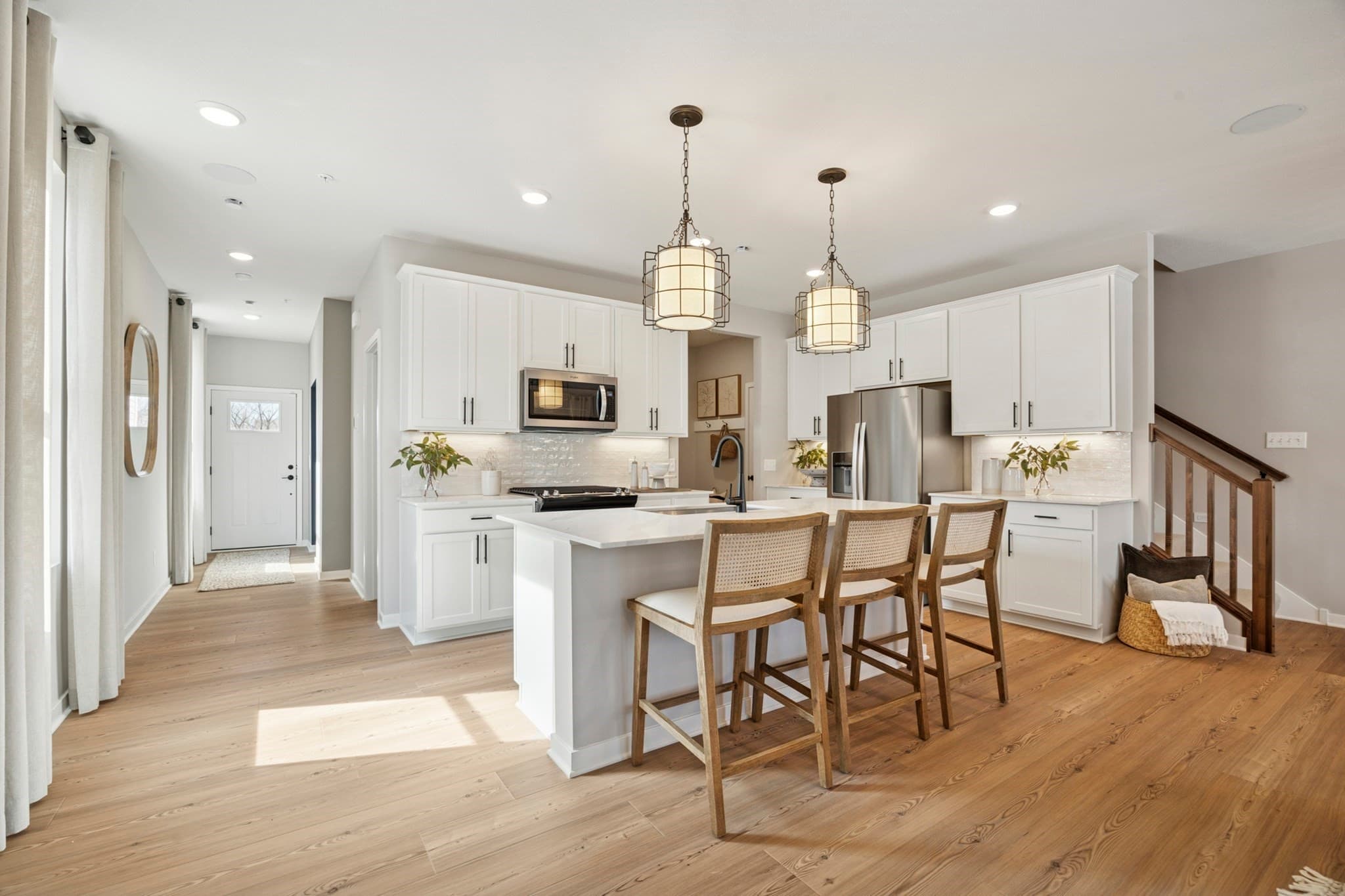 Condominium at 29 Emerald Run # 17, Shrewsbury MA 01545, photo 2 of 21