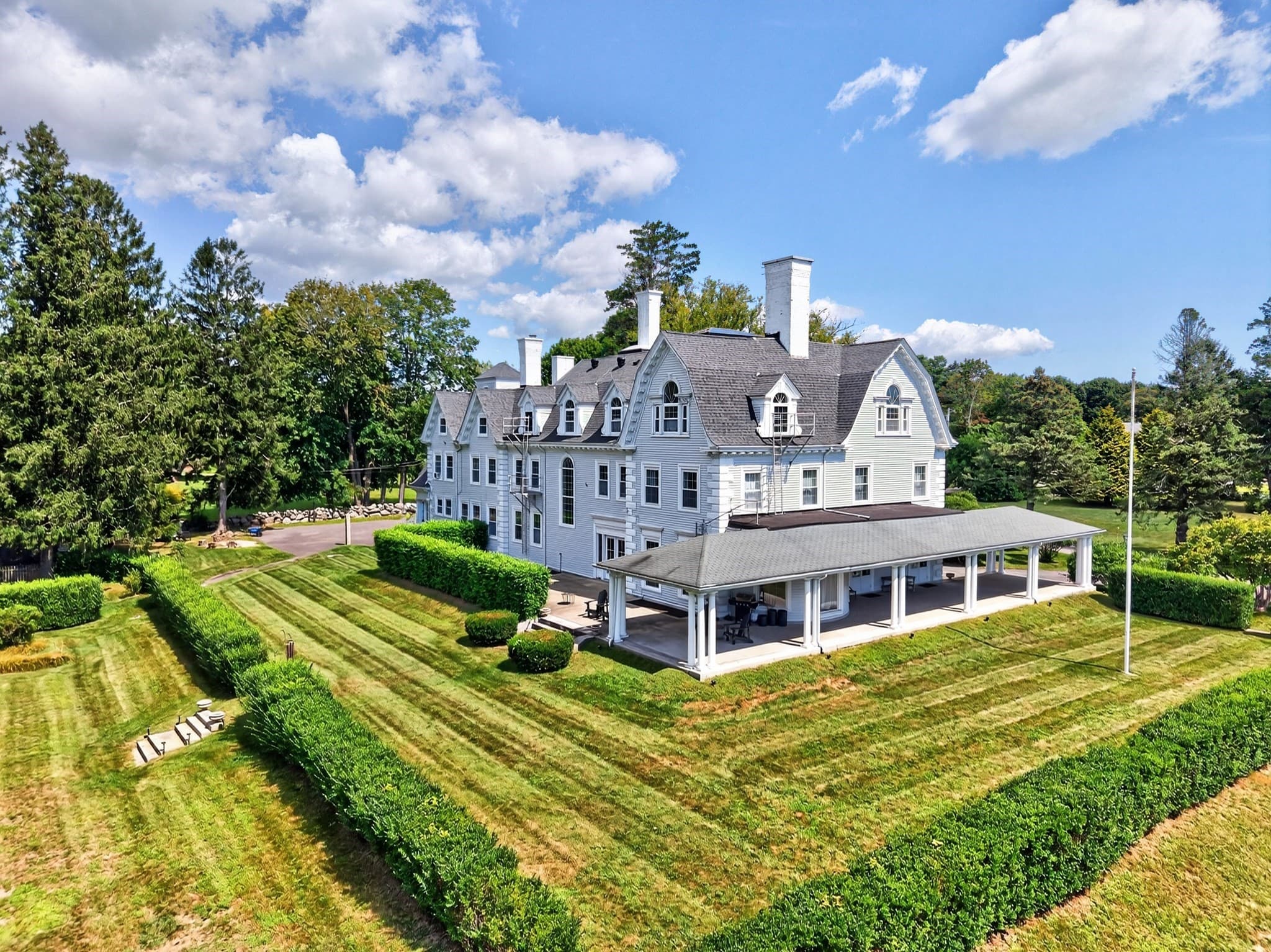 824 Tucker Rd, Dartmouth MA 02747