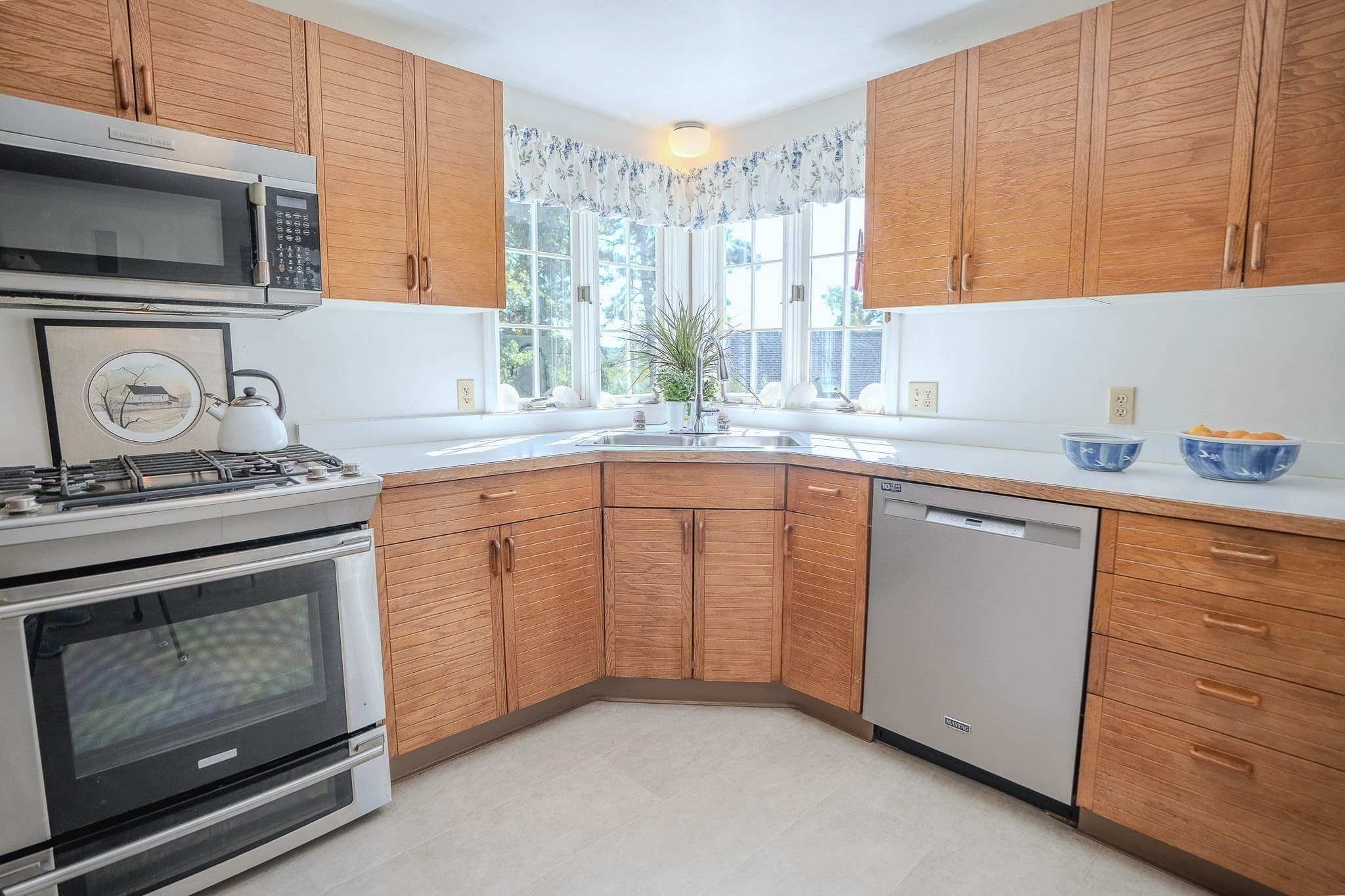 Single Family Residence at 17 Clinton Dr., Yarmouth MA 02675, Yarmouth, photo 9 of 35