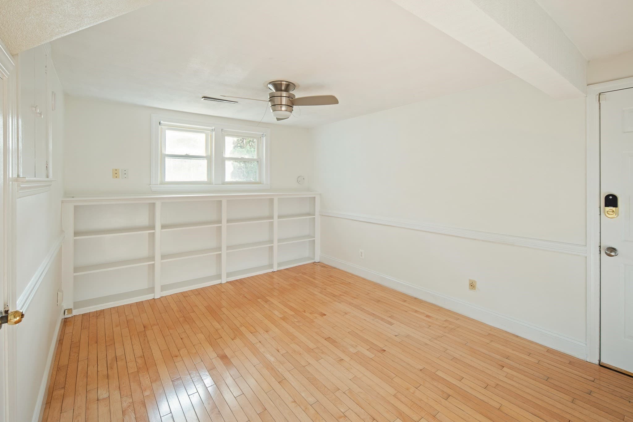Single Family Residence at 21 Turner Dr, Randolph MA 02368, photo 23 of 39