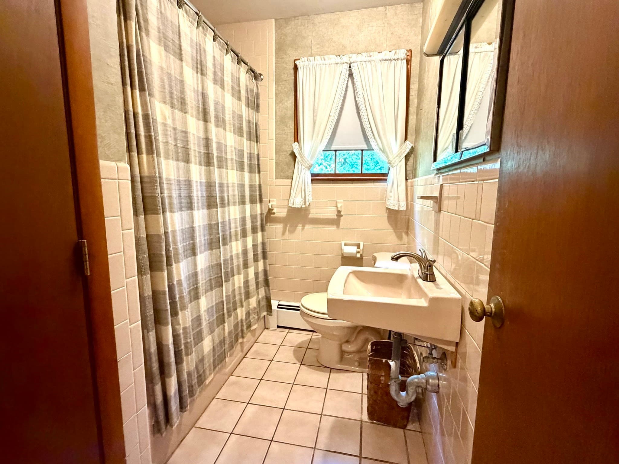 Single Family Residence at 1183 Dutton Street, New Bedford MA 02745, New Bedford, photo 17 of 17