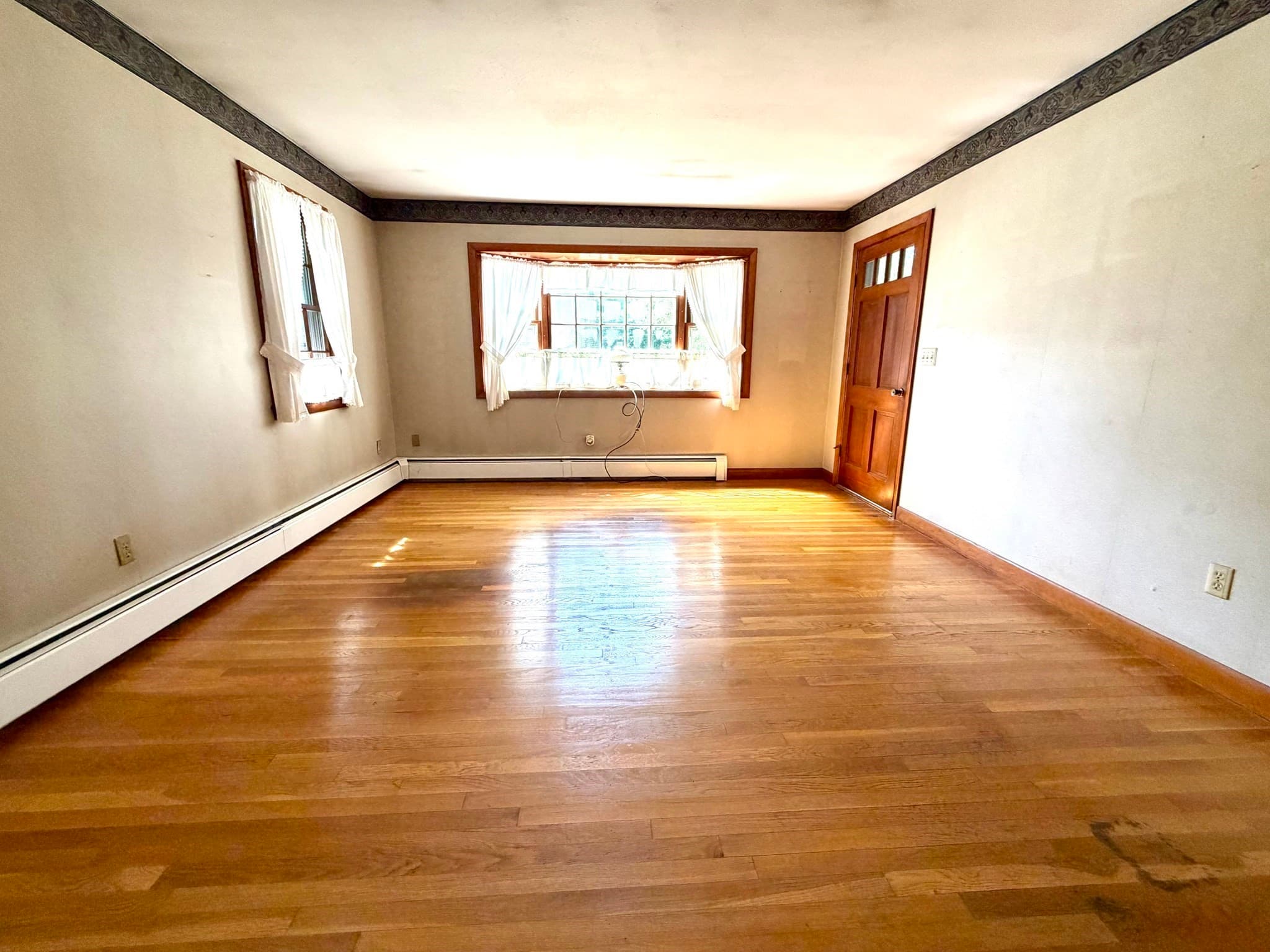 Single Family Residence at 1183 Dutton Street, New Bedford MA 02745, New Bedford, photo 9 of 17