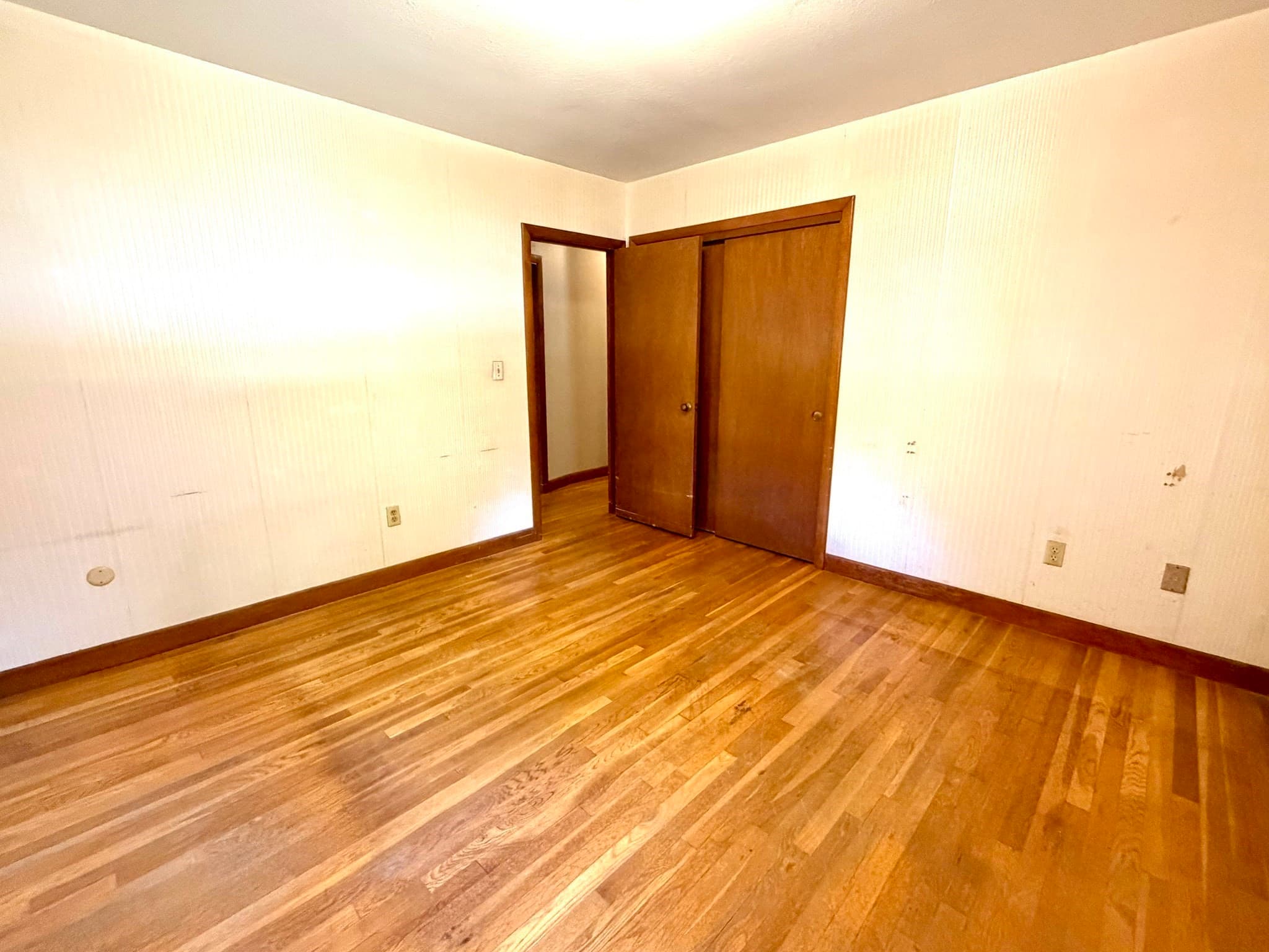 Single Family Residence at 1183 Dutton Street, New Bedford MA 02745, New Bedford, photo 15 of 17