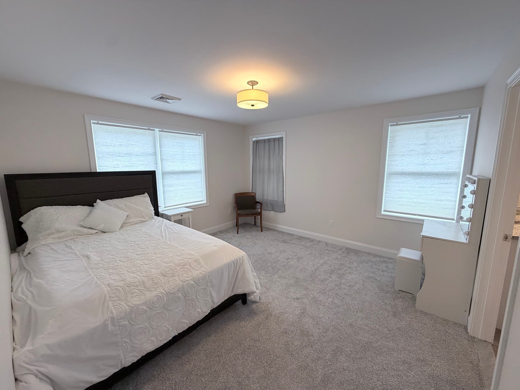 Condominium at 58 Oak St # 58, Clinton MA 01510, Clinton, photo 17 of 28
