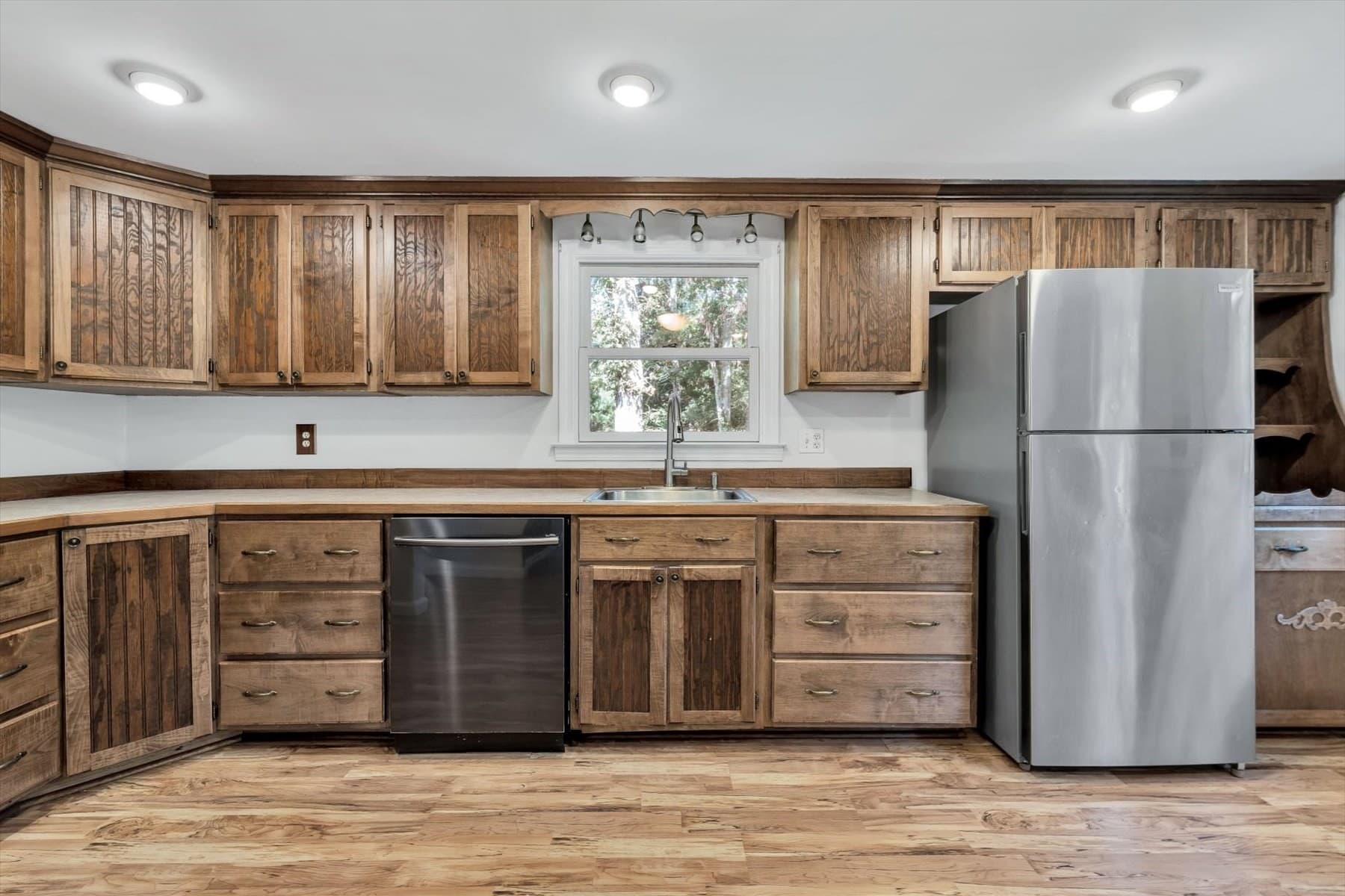 Single Family Residence at 18 Fordham Rd, Falmouth MA 02536, Falmouth, photo 10 of 11