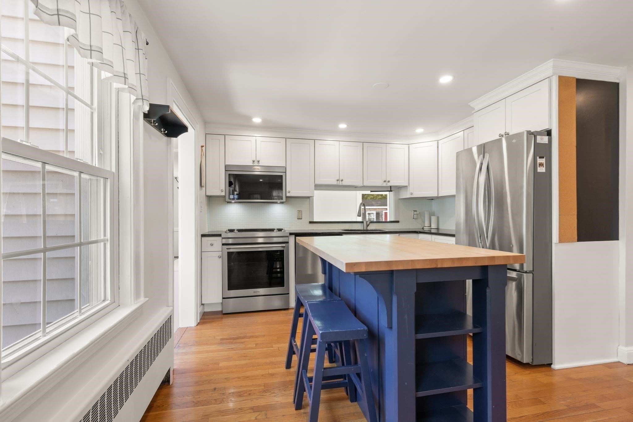 Single Family Residence at 30 Eastman Ave, Foxboro MA 02035, Foxboro, photo 14 of 41