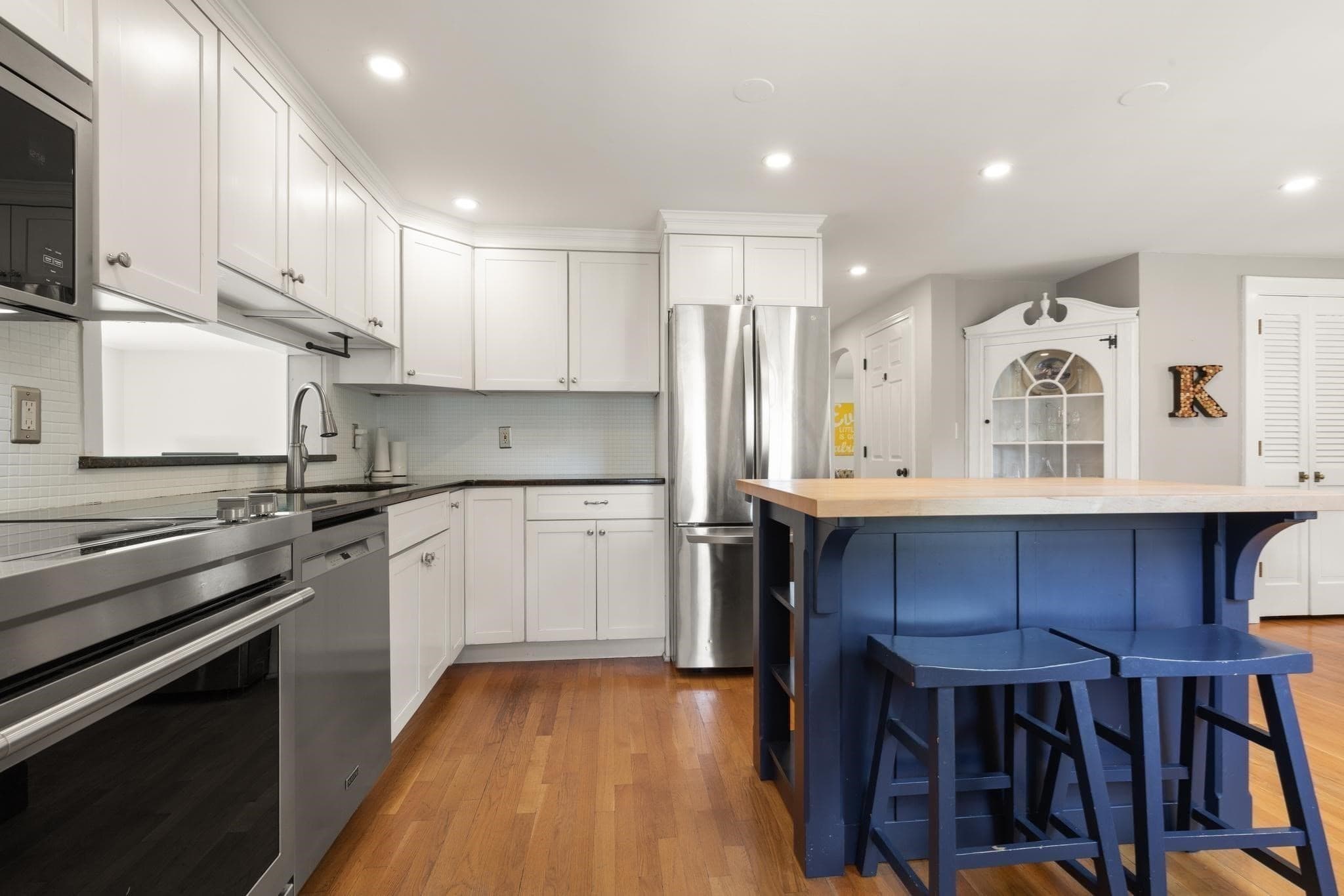 Single Family Residence at 30 Eastman Ave, Foxboro MA 02035, Foxboro, photo 15 of 41