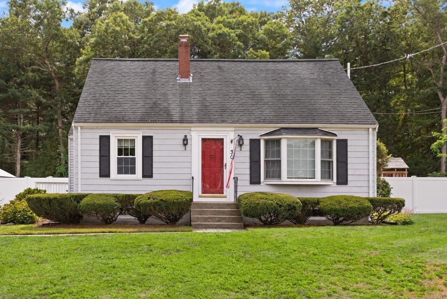 Single Family Residence at 30 Eastman Ave, Foxboro MA 02035, Foxboro, photo 4 of 41