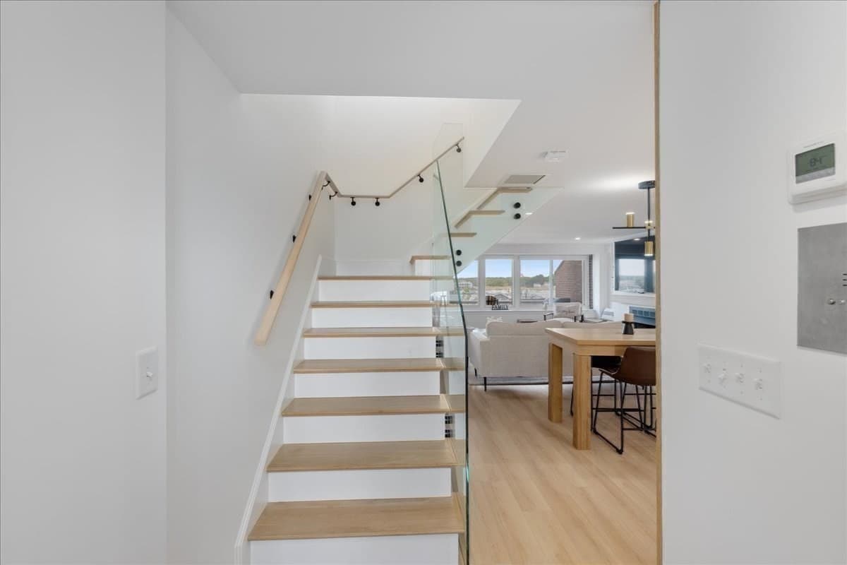 Condominium at 58 Merrimac St # 5, Newburyport MA 01950, Newburyport, photo 12 of 36