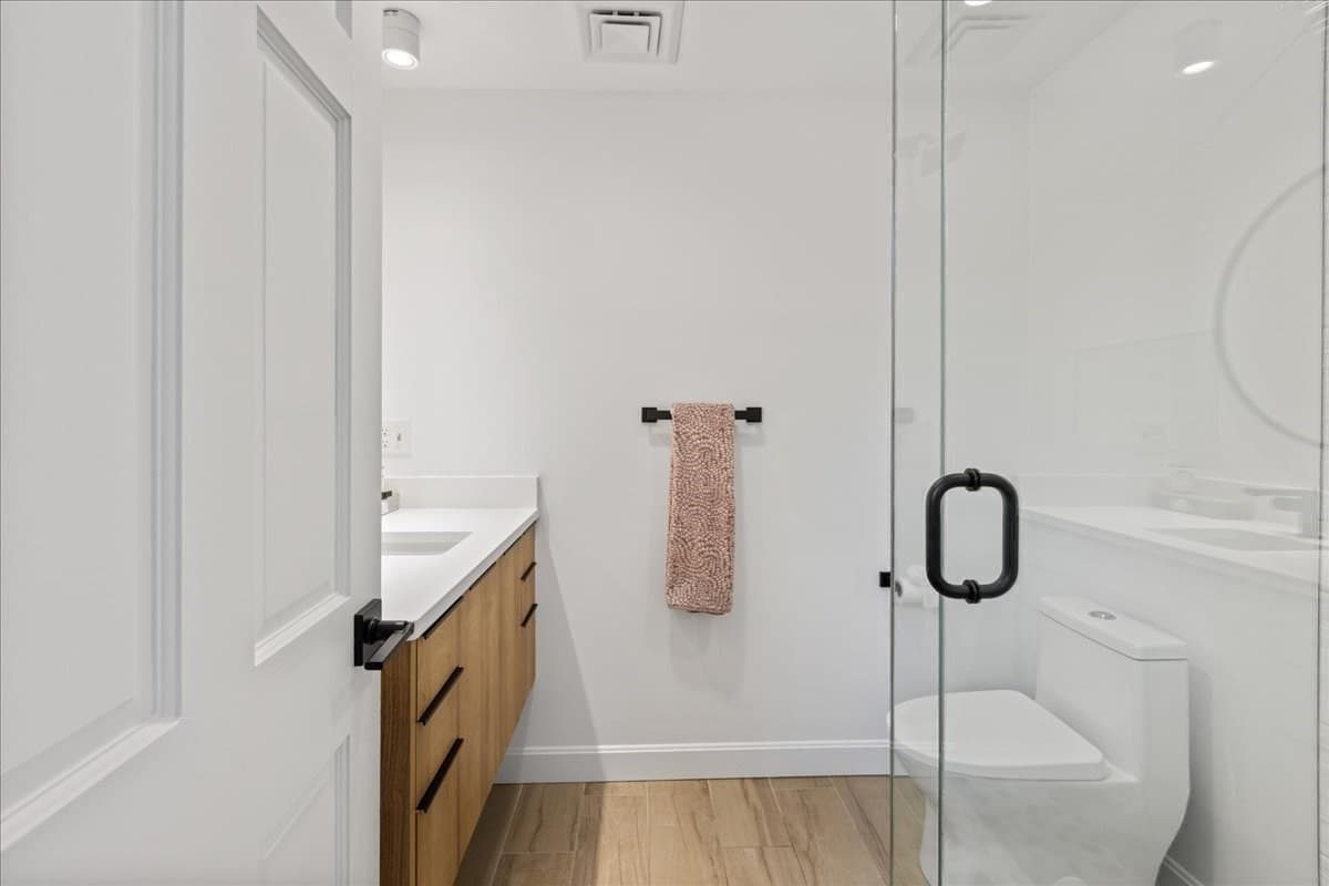 Condominium at 58 Merrimac St # 5, Newburyport MA 01950, Newburyport, photo 19 of 36