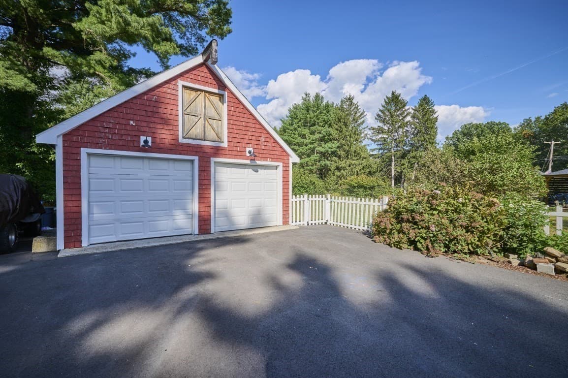 Single Family Residence at 62 Chestnut St, Foxboro MA 02035, Foxboro, photo 2 of 28