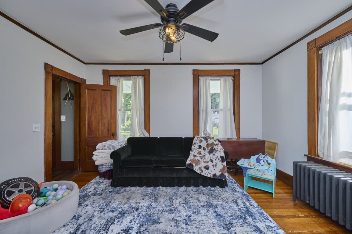 Single Family Residence at 62 Chestnut St, Foxboro MA 02035, Foxboro, photo 6 of 28