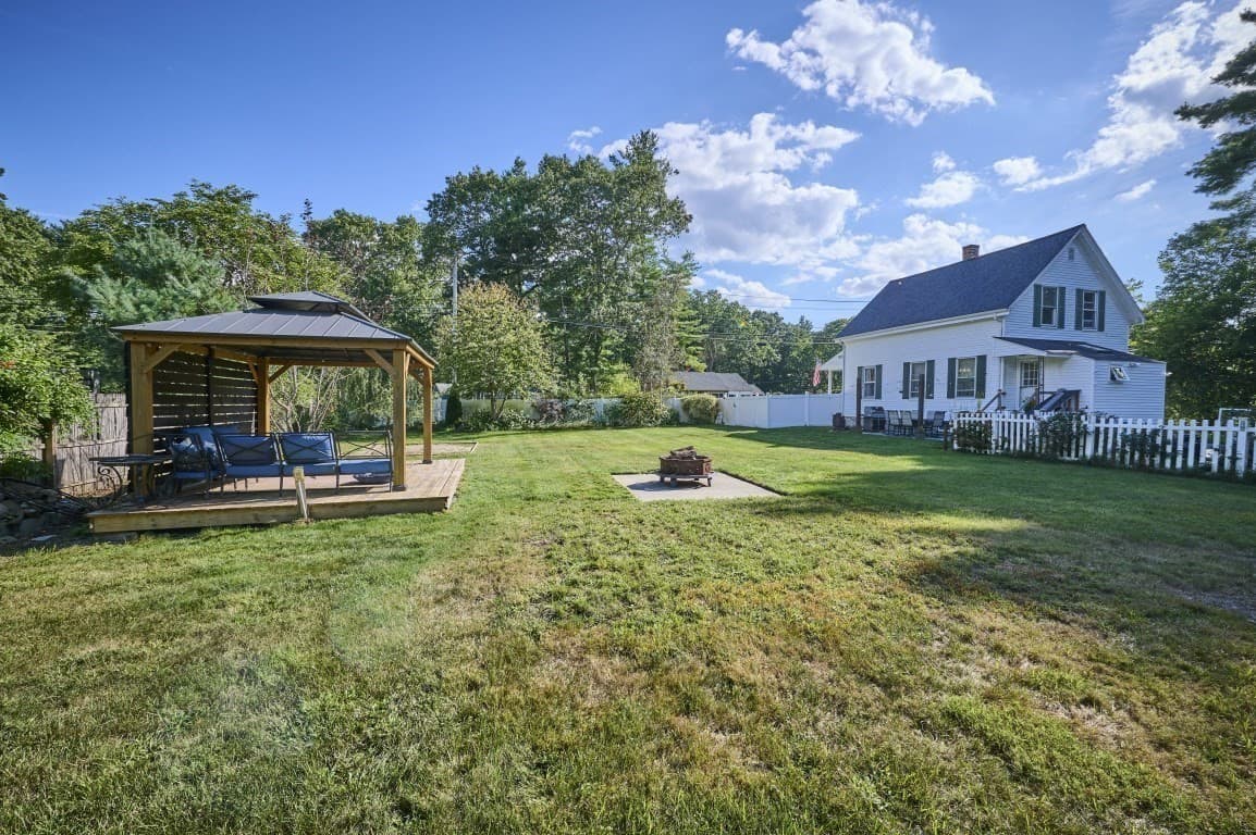 Single Family Residence at 62 Chestnut St, Foxboro MA 02035, Foxboro, photo 4 of 28