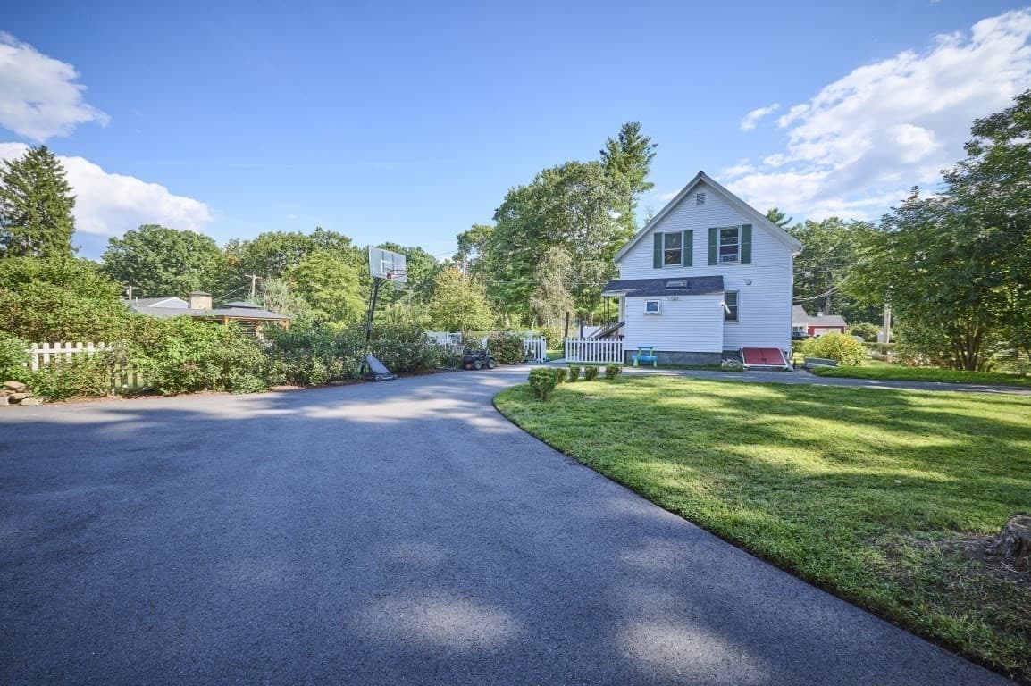 Single Family Residence at 62 Chestnut St, Foxboro MA 02035, Foxboro, photo 25 of 28