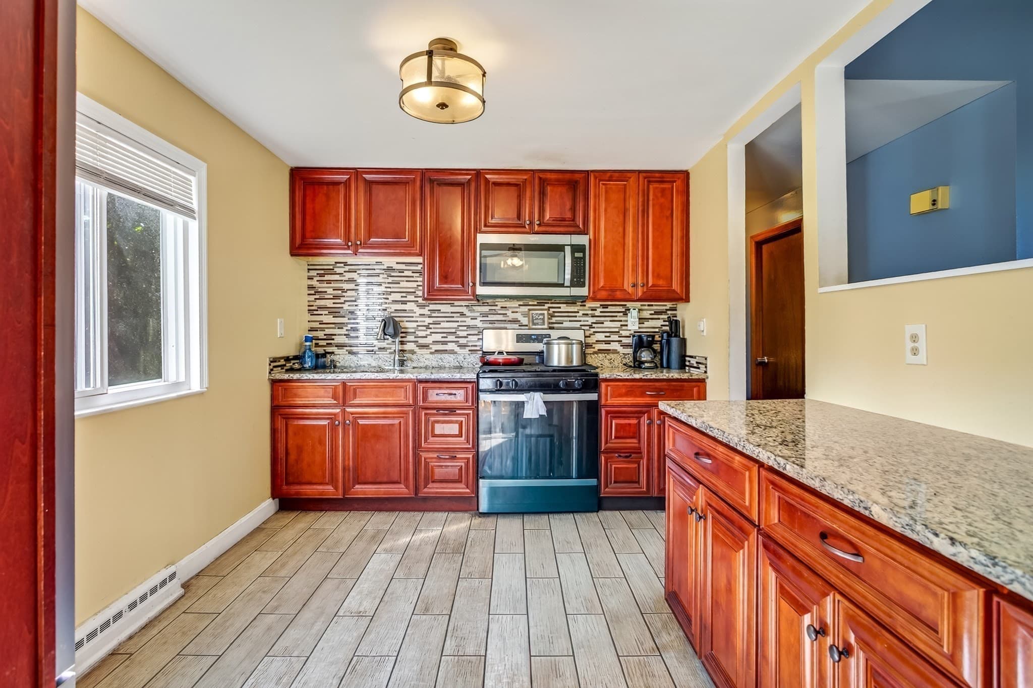 Single Family Residence at 19 Oak Ridge Dr E, Brockton MA 02301, Brockton, photo 21 of 33