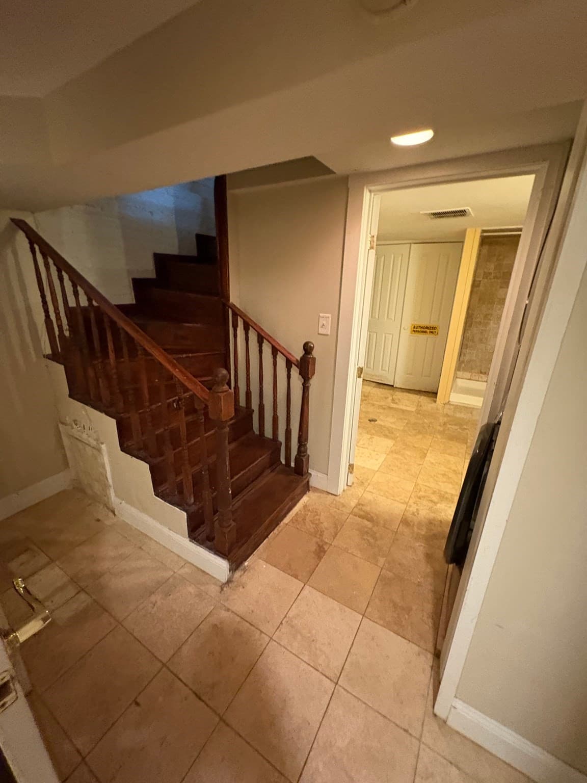 Single Family Residence at 32 Warwick Street, Boston MA 02120, Boston, photo 10 of 42