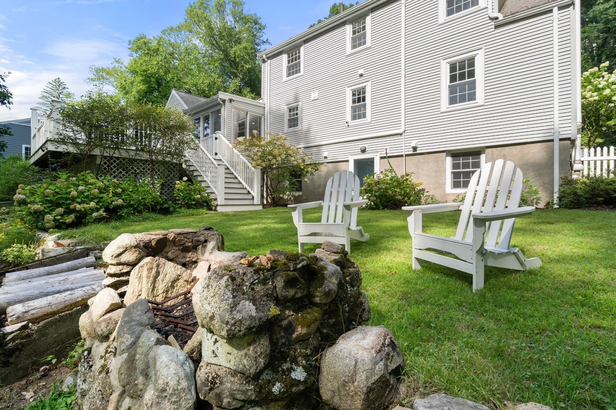 Single Family Residence at 700 Grove St, Framingham MA 01701, Framingham, photo 5 of 29