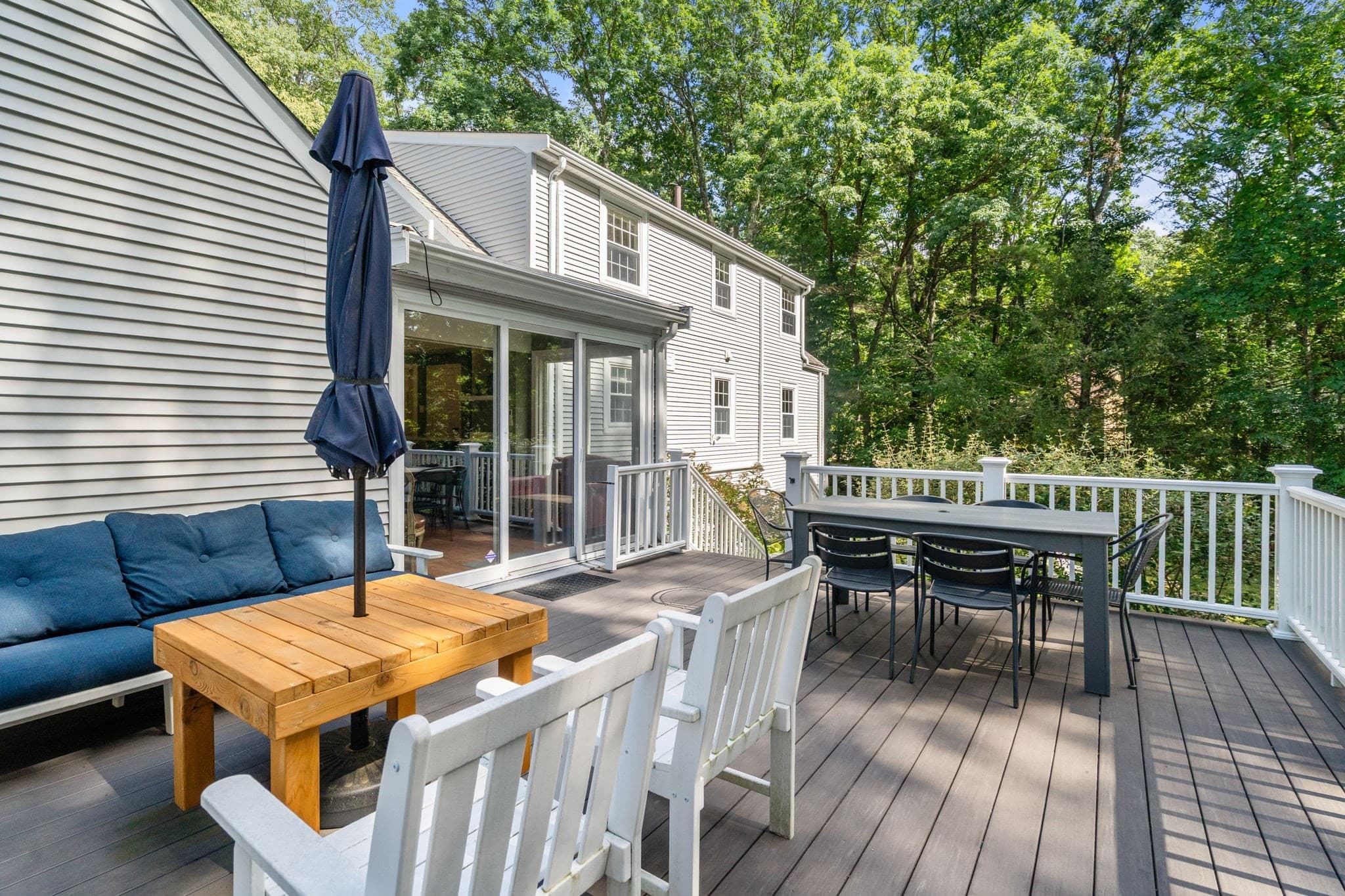 Single Family Residence at 700 Grove St, Framingham MA 01701, Framingham, photo 10 of 29