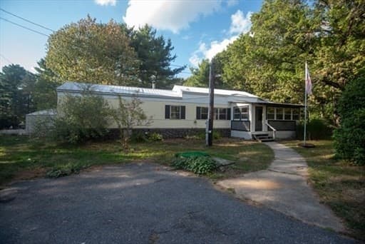 20 Dana Road, Barre MA 01005