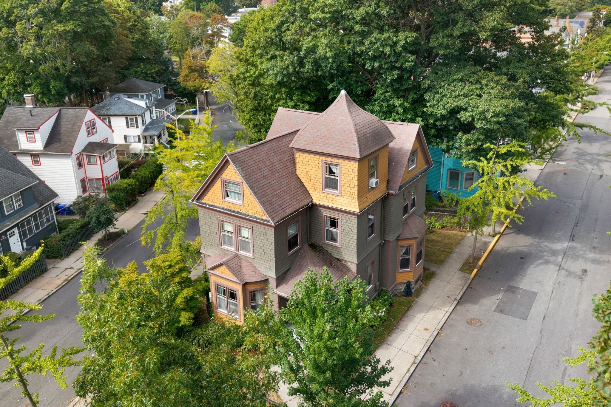 Single Family Residence at 101 Ashmont St, Boston MA 02124, Boston, photo 3 of 40