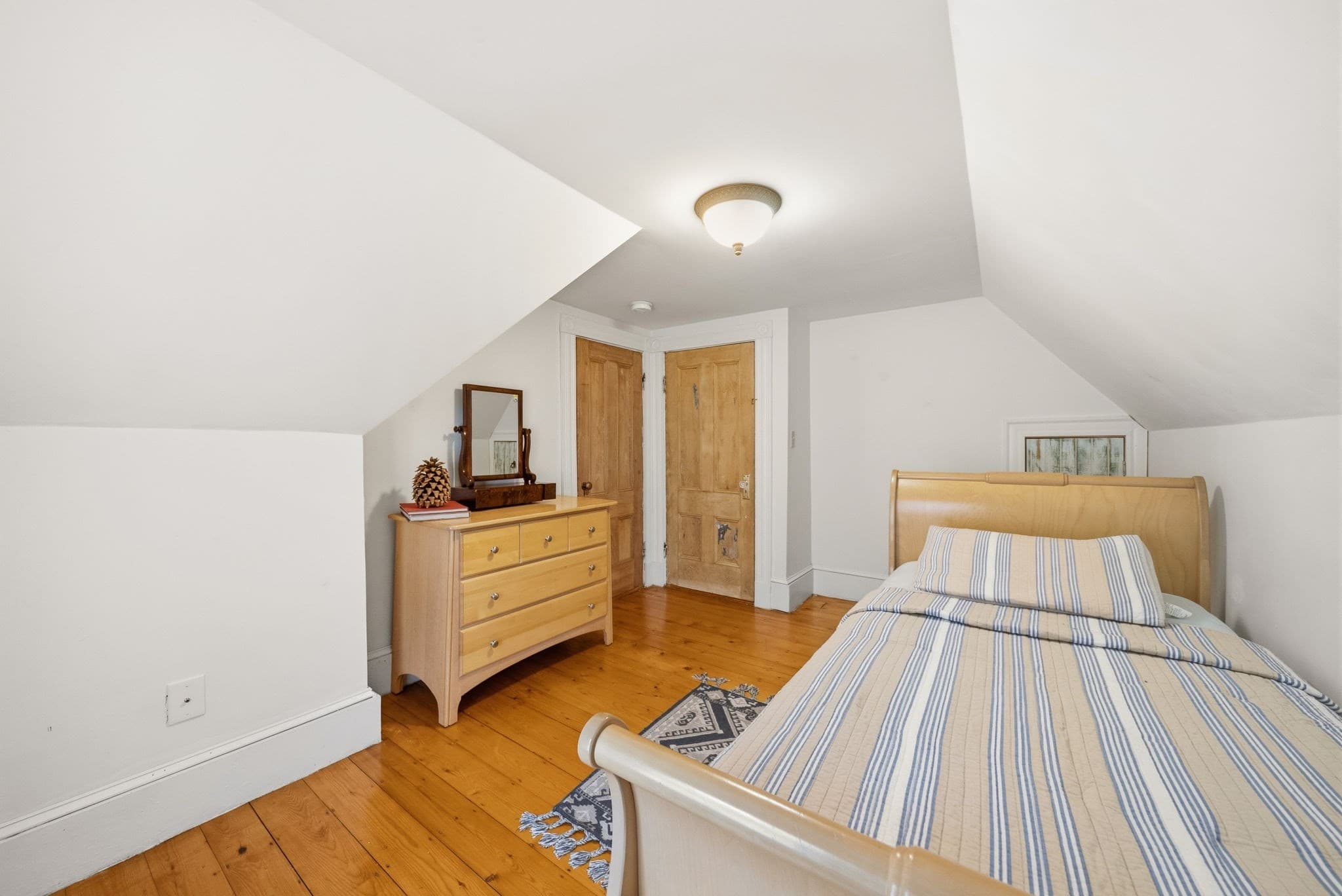 Single Family Residence at 101 Ashmont St, Boston MA 02124, Boston, photo 36 of 40