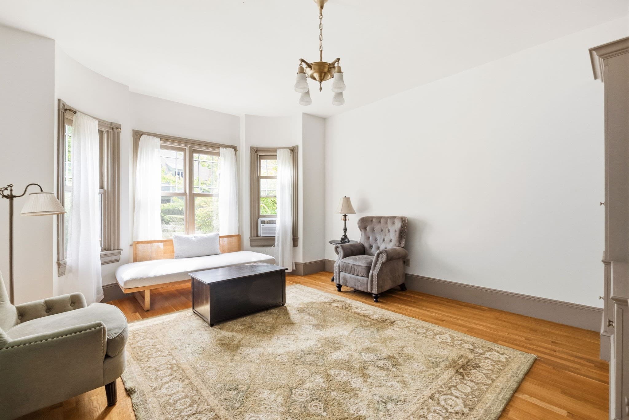 Single Family Residence at 101 Ashmont St, Boston MA 02124, Boston, photo 9 of 40