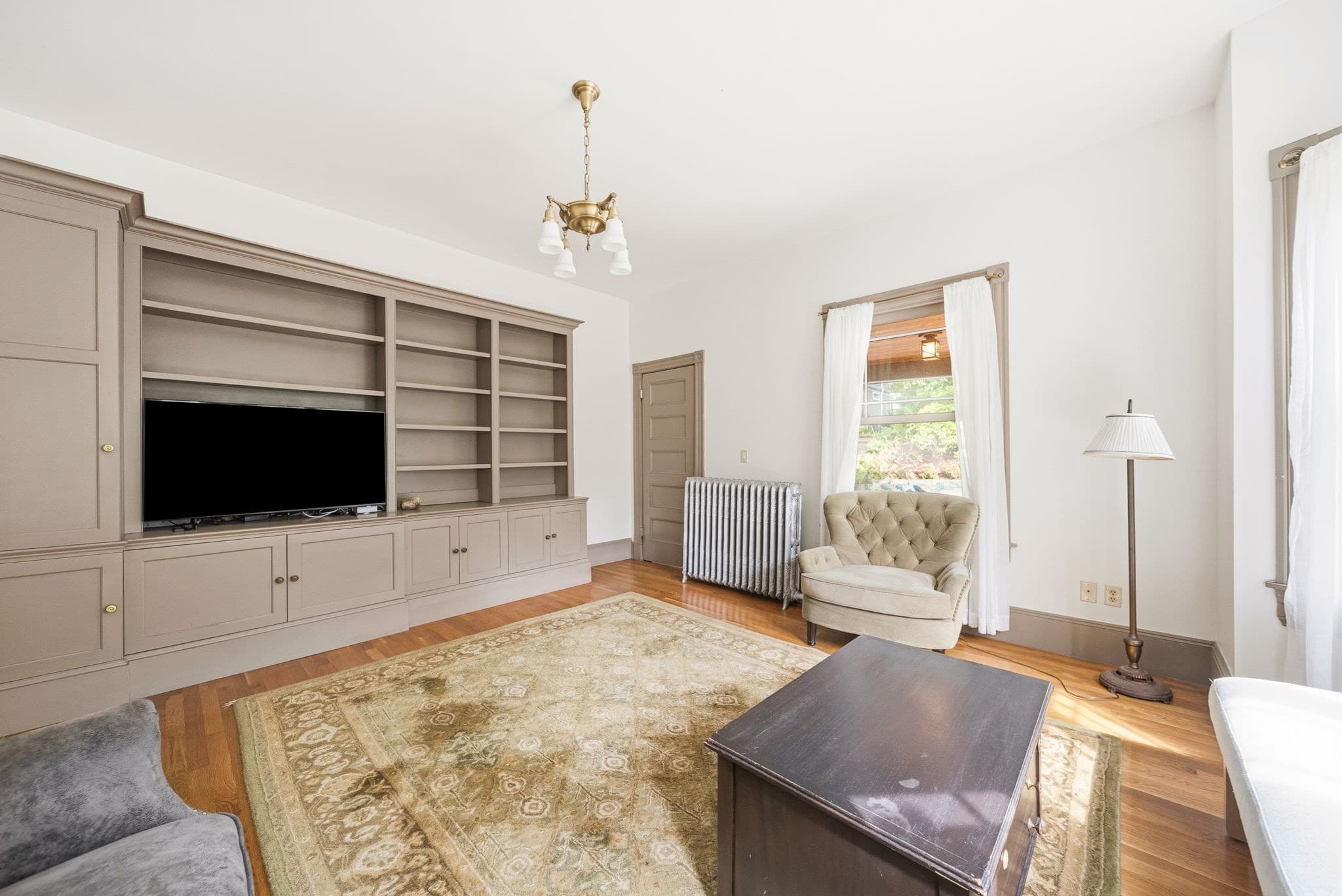 Single Family Residence at 101 Ashmont St, Boston MA 02124, Boston, photo 11 of 40