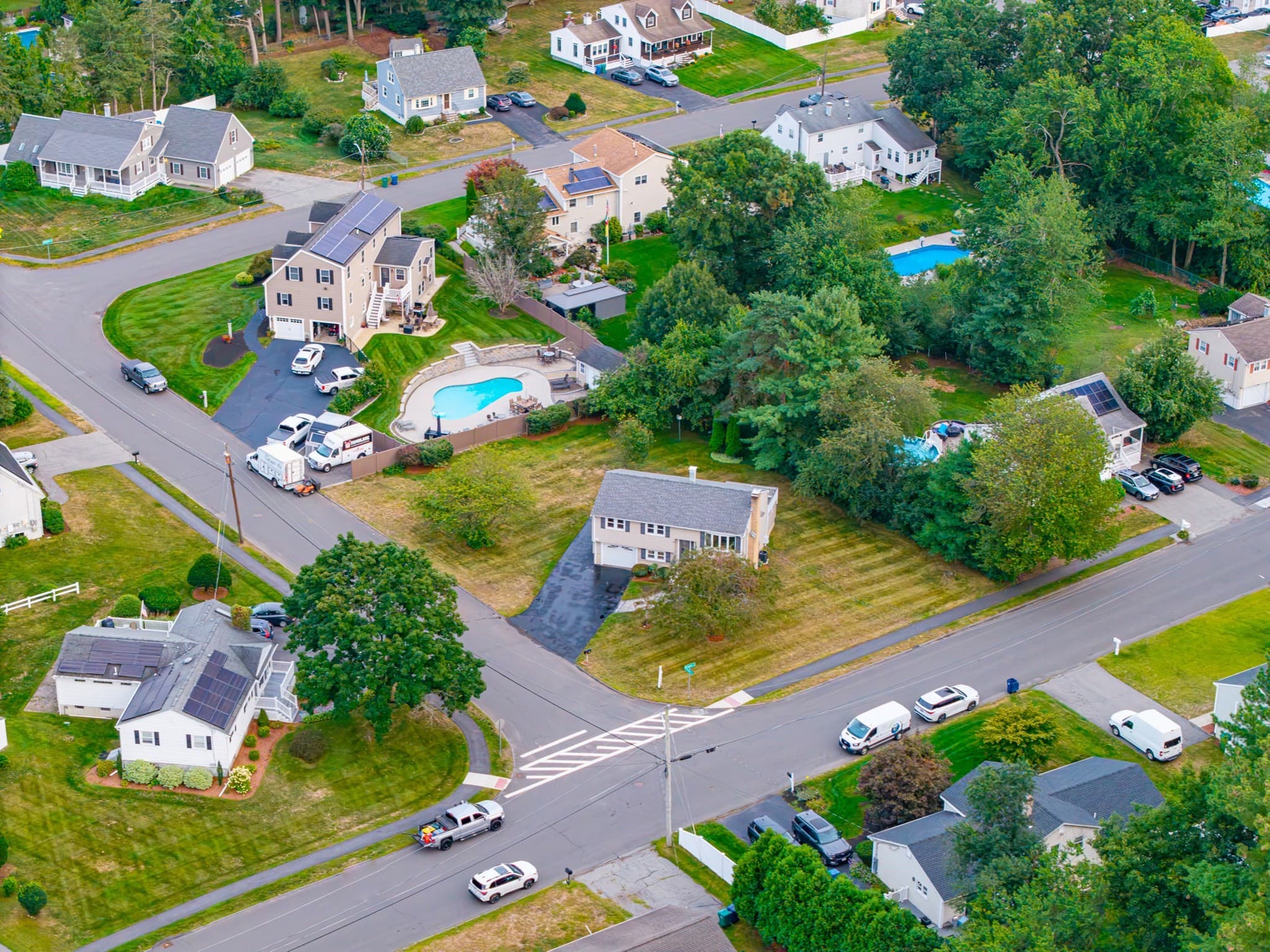 Single Family Residence at 9 Valerie Ave, Billerica MA 01821, Billerica, photo 2 of 42