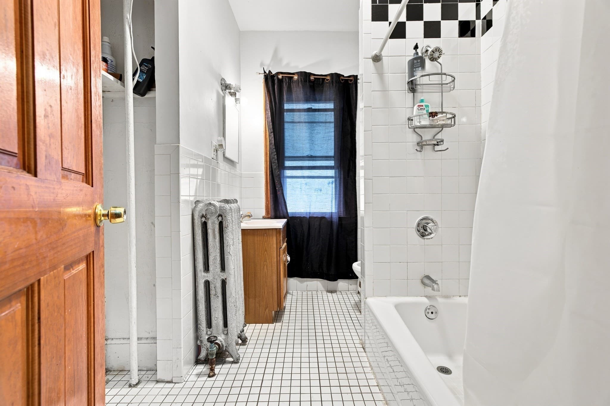 3 Family - 3 Units Up/Down at 472 Warren Street, Boston MA 02124, Boston, photo 25 of 42