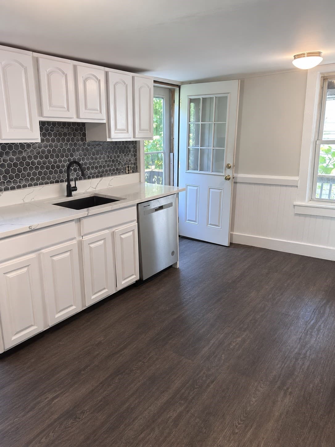 Single Family Residence at 276 Manet Ave, Quincy MA 02169, Quincy, photo 6 of 15