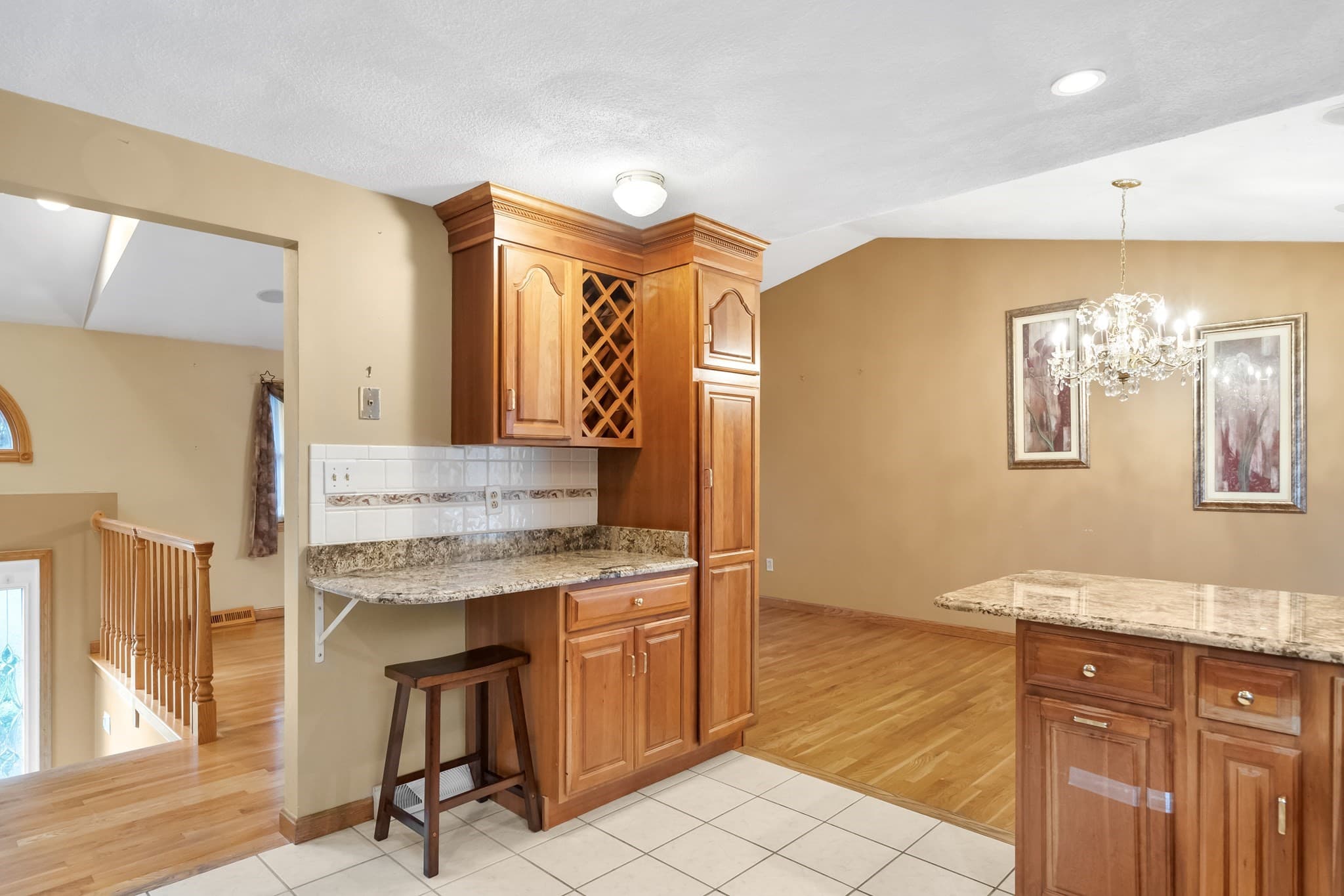 Single Family Residence at 31 Wildmere Ave, Burlington MA 01803, Burlington, photo 12 of 42