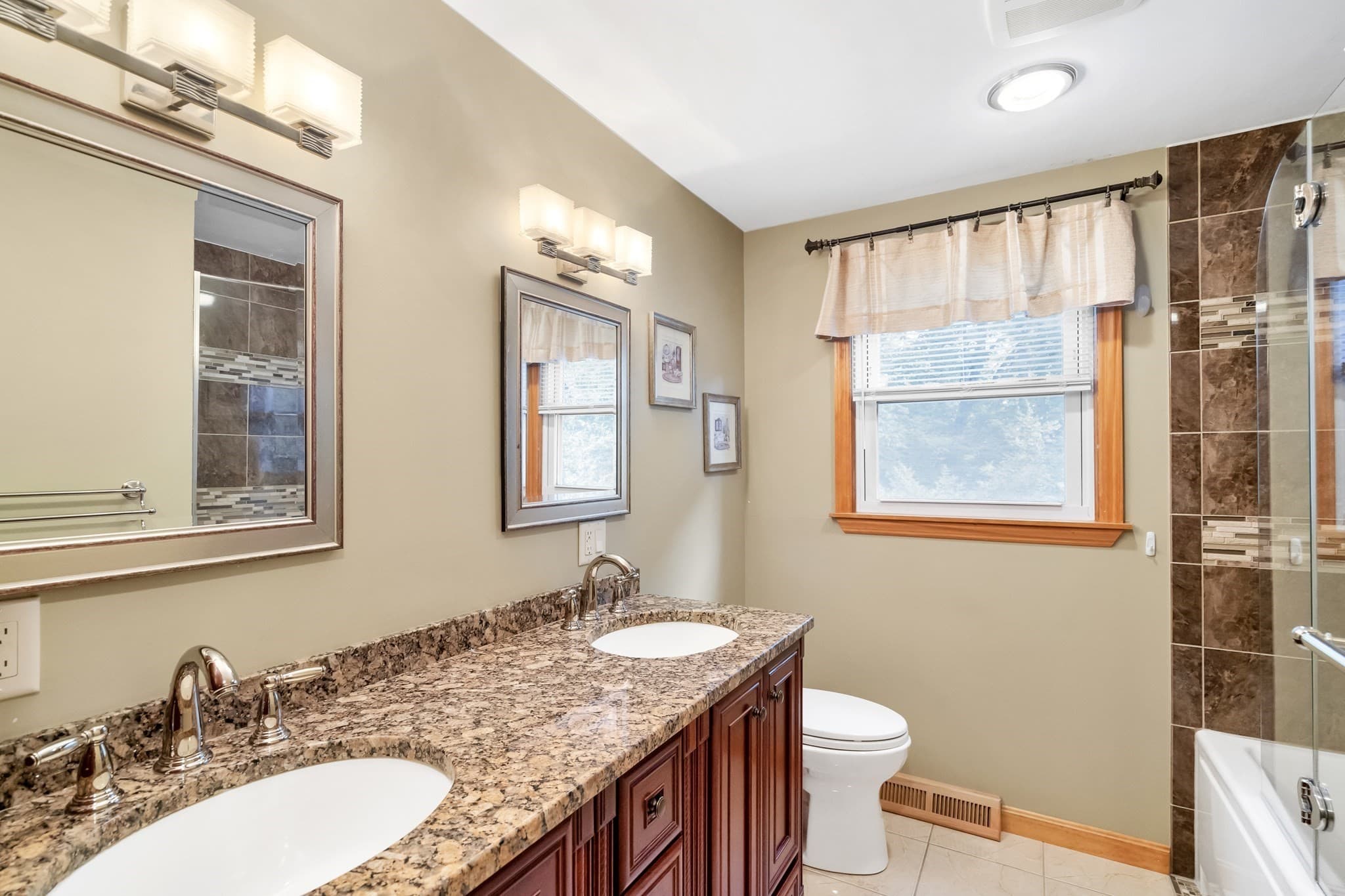 Single Family Residence at 31 Wildmere Ave, Burlington MA 01803, Burlington, photo 22 of 42
