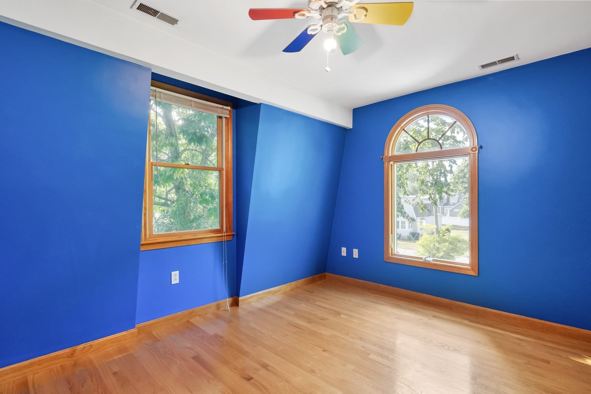 Single Family Residence at 31 Wildmere Ave, Burlington MA 01803, Burlington, photo 18 of 42