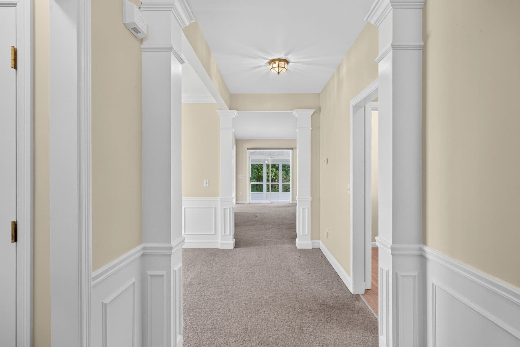 Single Family Residence at 26 Cross Wind, Plymouth MA 02360, photo 2 of 31