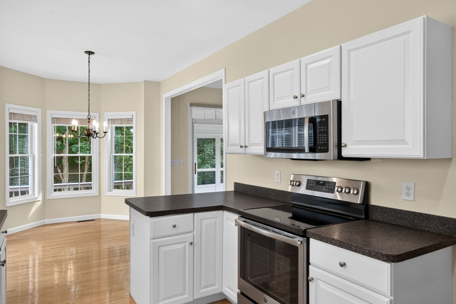 Single Family Residence at 26 Cross Wind, Plymouth MA 02360, photo 9 of 31