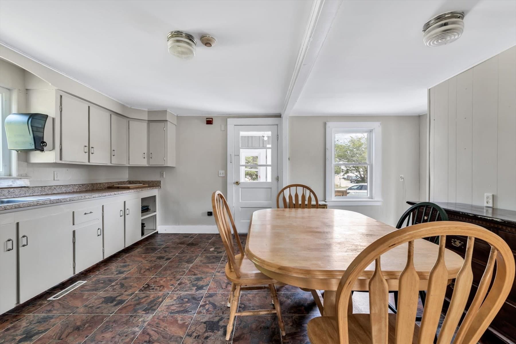 Single Family Residence at 4 Cherry Street, Wareham MA 02571, Wareham, photo 19 of 42