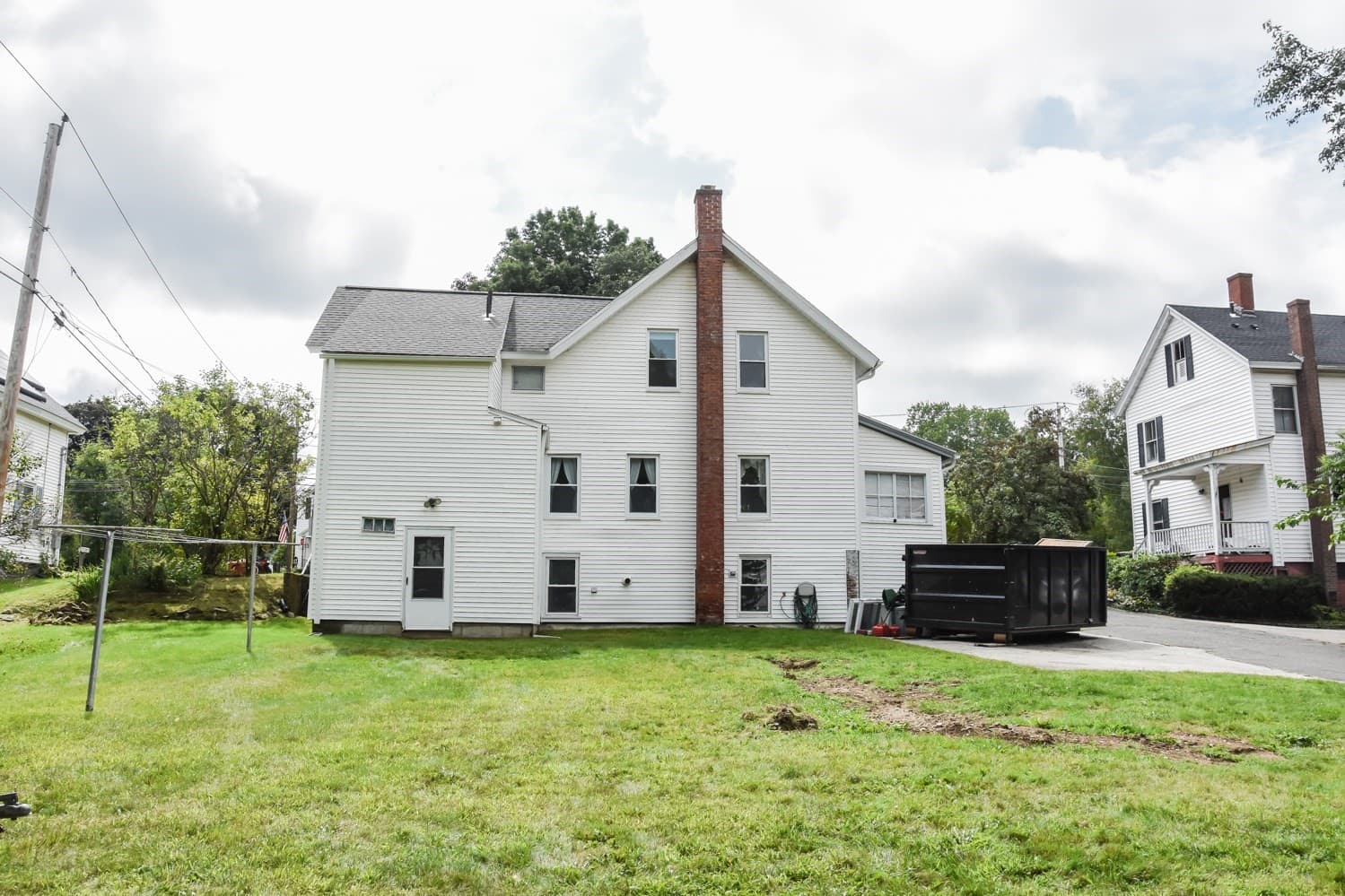 Single Family Residence at 69 W Main St, West Brookfield MA 01585, West Brookfield, photo 5 of 32