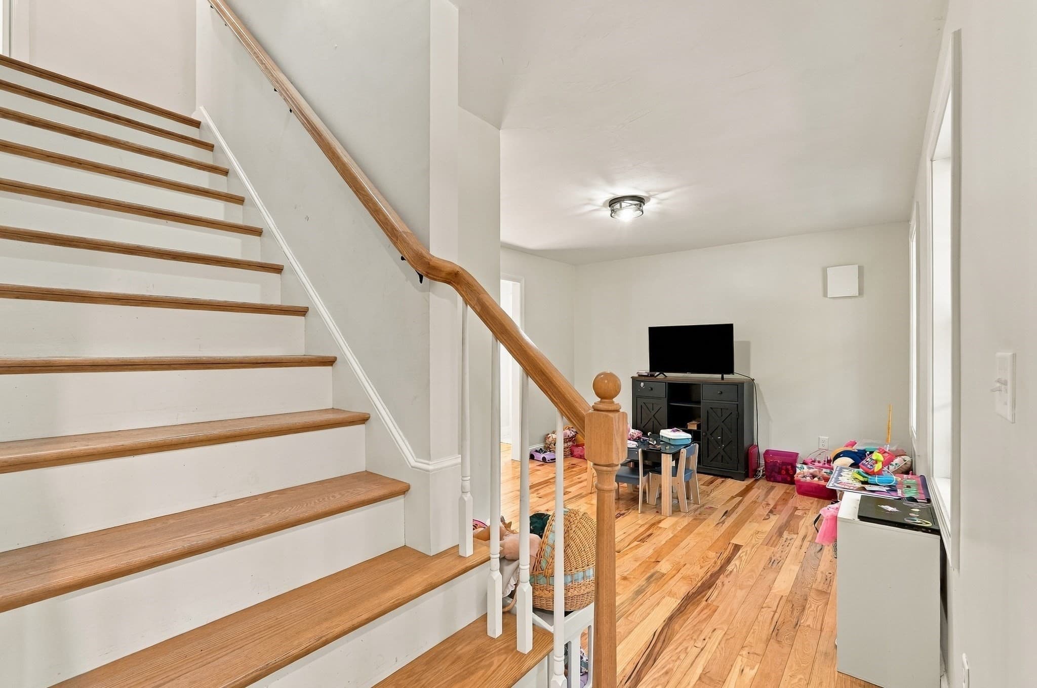 Single Family Residence at 26 Indian St, Carver MA 02330, Carver, photo 18 of 35