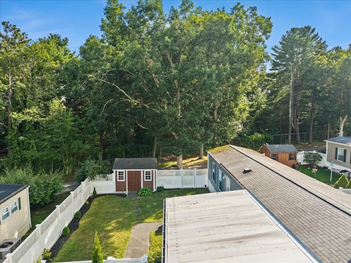 Mobile Home at 17 Deer Hill Ln, Plymouth MA 02360, Plymouth, photo 8 of 39