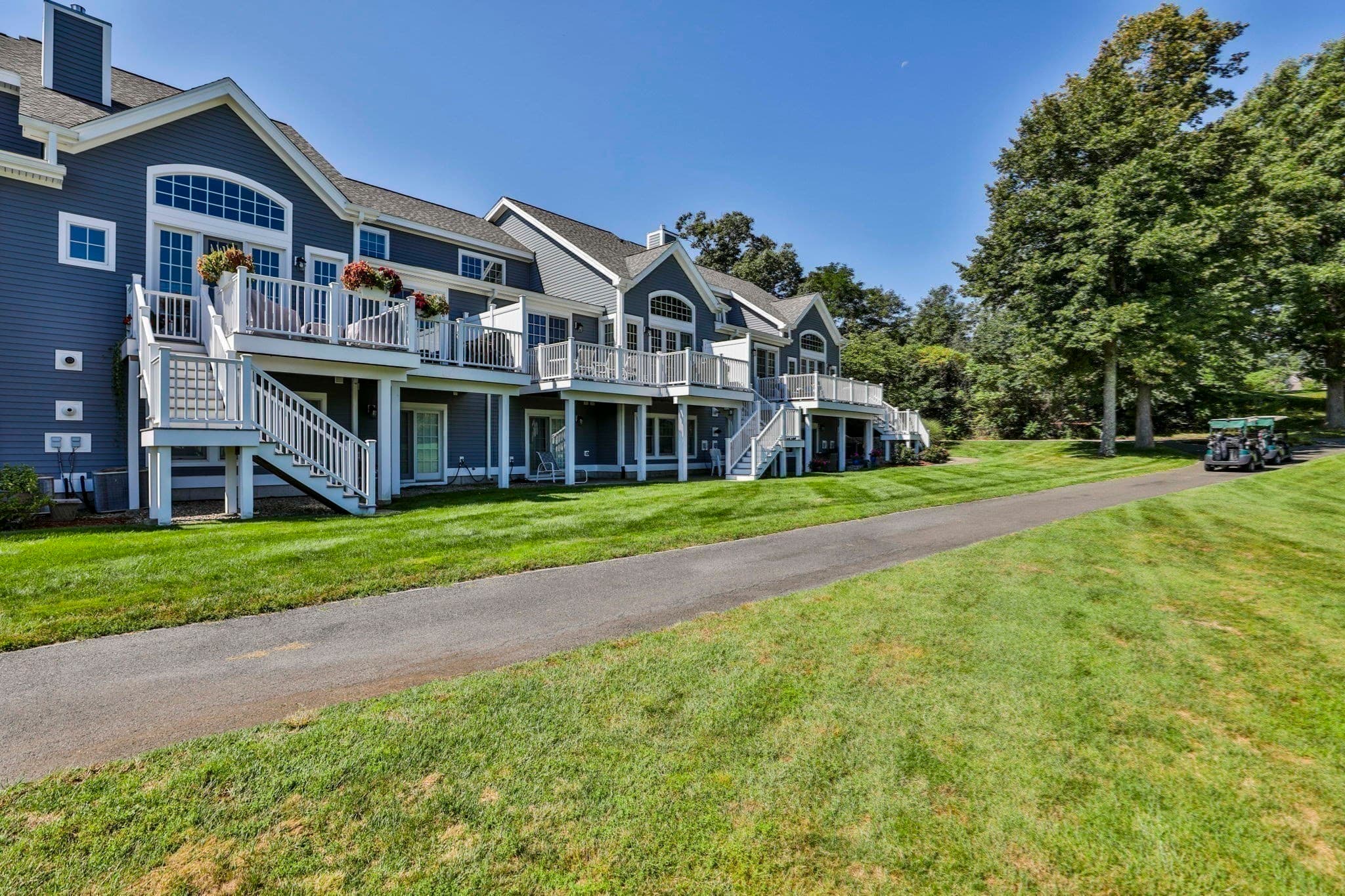 Condominium at 6 Country Club Lane # 6, Middleton MA 01949, Middleton, photo 38 of 42
