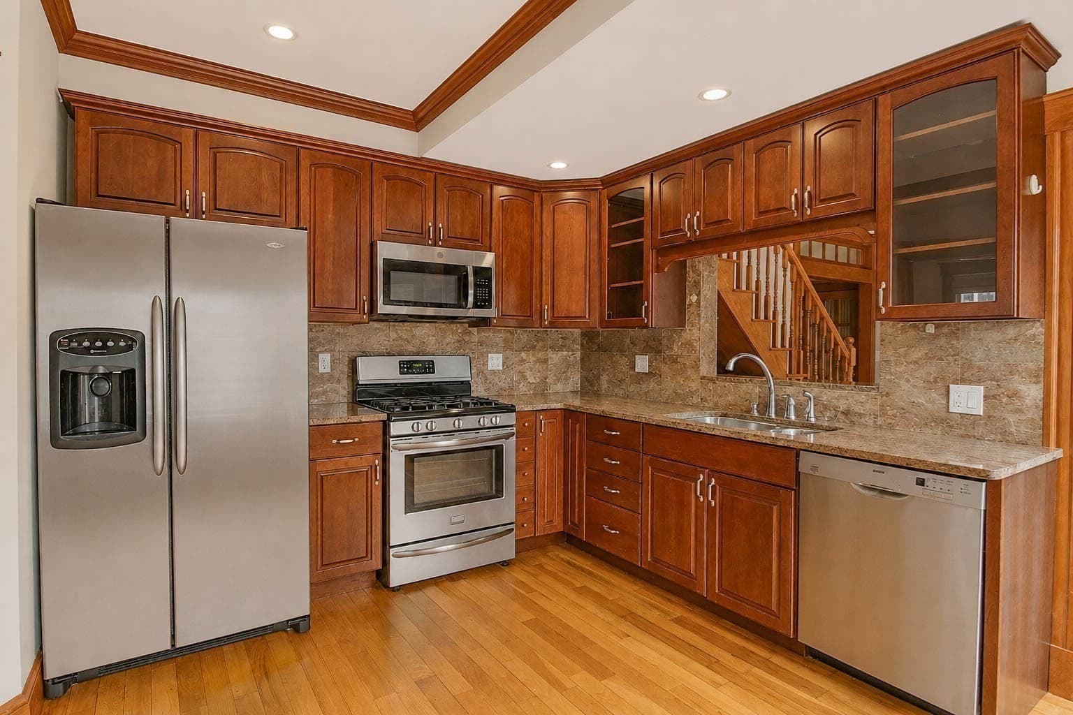 Condominium at 12 Saint Paul Street # 3, Cambridge MA 02139, Cambridge, photo 7 of 23