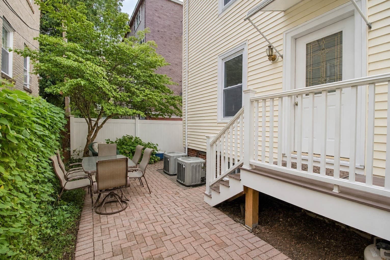 Condominium at 12 Saint Paul Street # 3, Cambridge MA 02139, Cambridge, photo 3 of 23