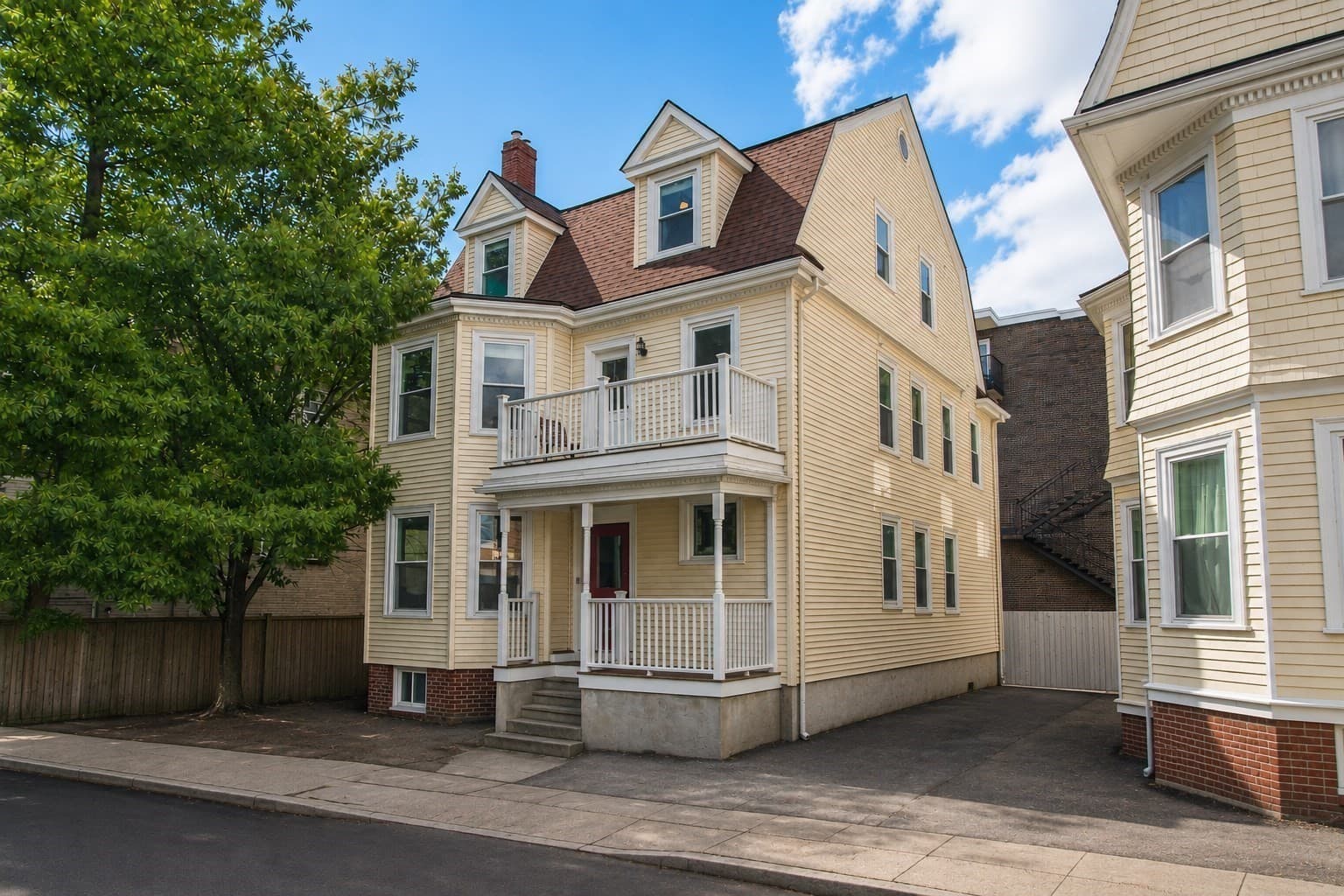 12 Saint Paul Street # 3, Cambridge MA 02139