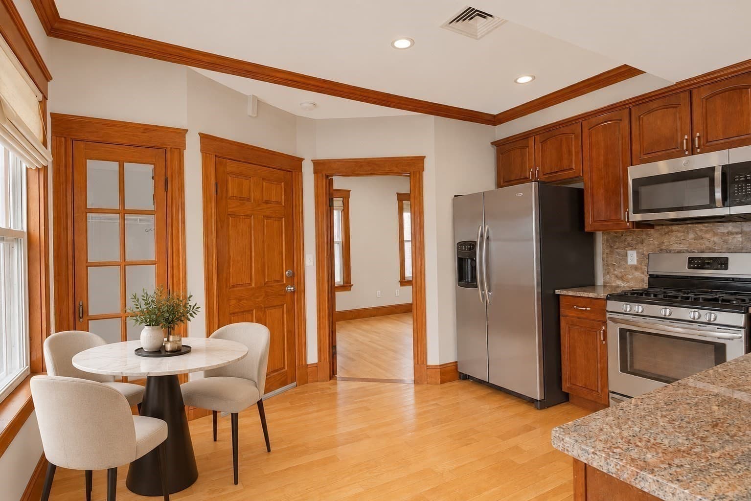 Condominium at 12 Saint Paul Street # 3, Cambridge MA 02139, Cambridge, photo 8 of 23
