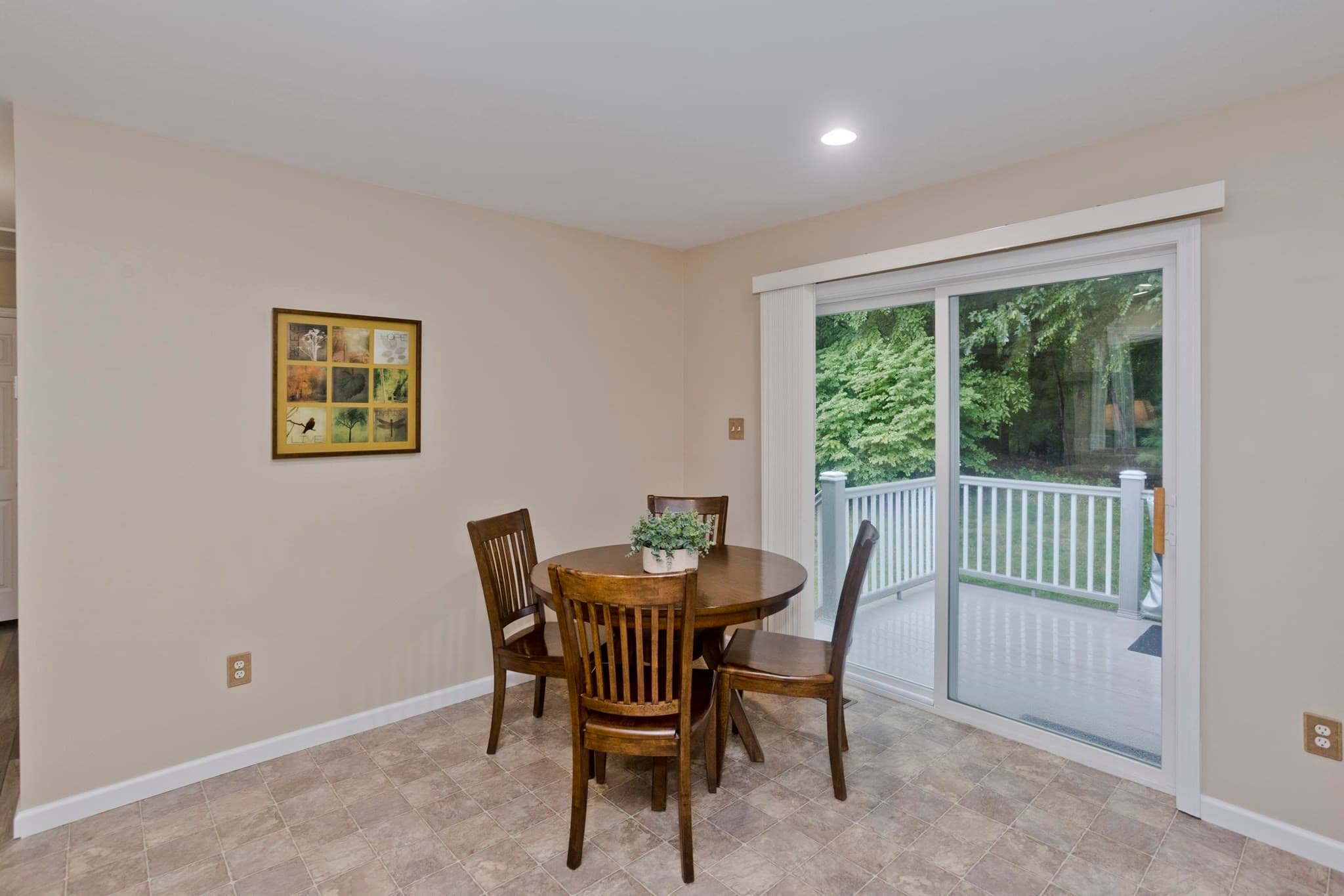 Condominium at 55 Pinecrest Drive # 55, Chicopee MA 01020, Chicopee, photo 16 of 38